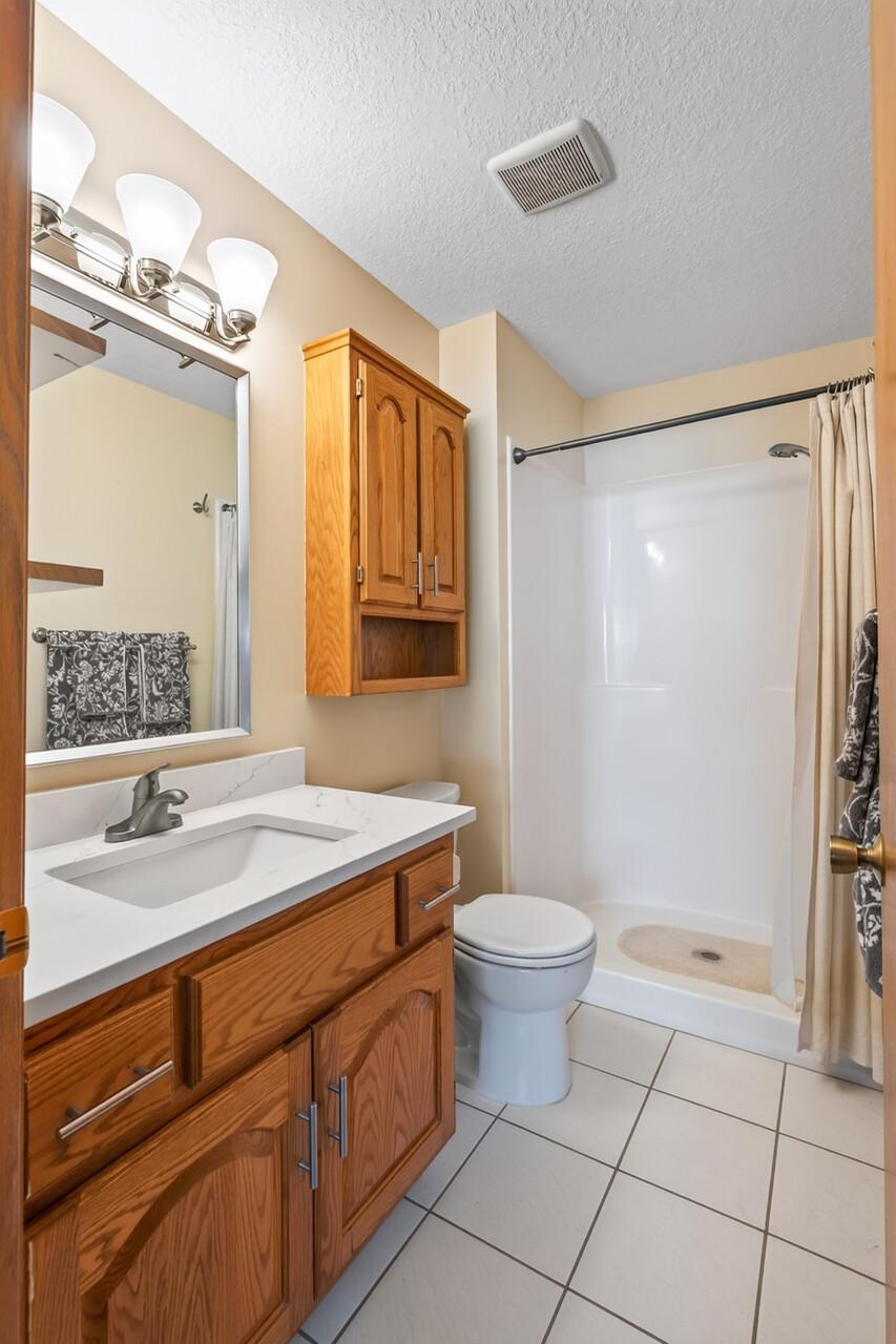 8510 Trista Lane E Property Photo 17