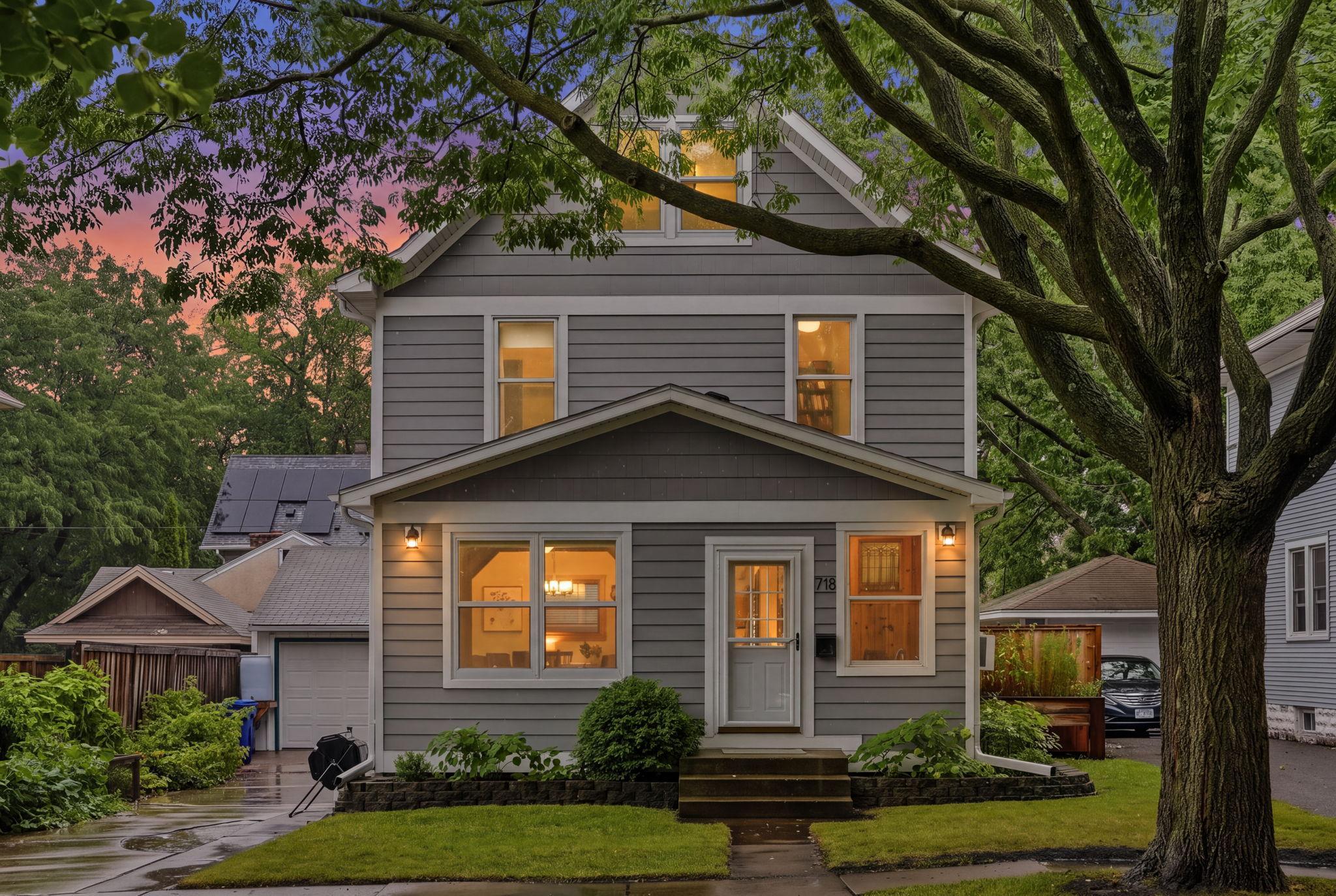 718 Manomin Avenue Property Photo 1