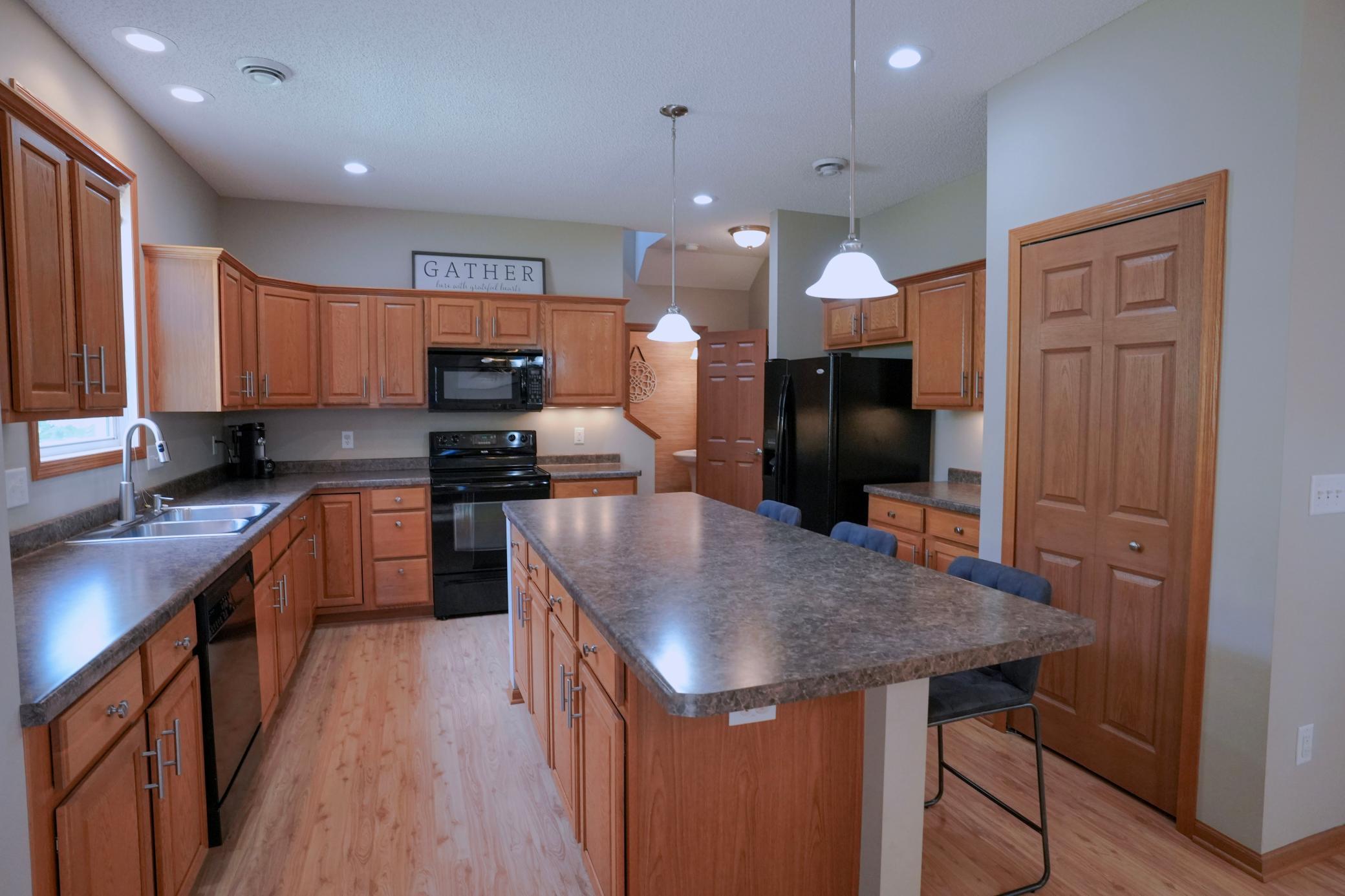 1919 Sierra Drive 1401 Property Photo 13
