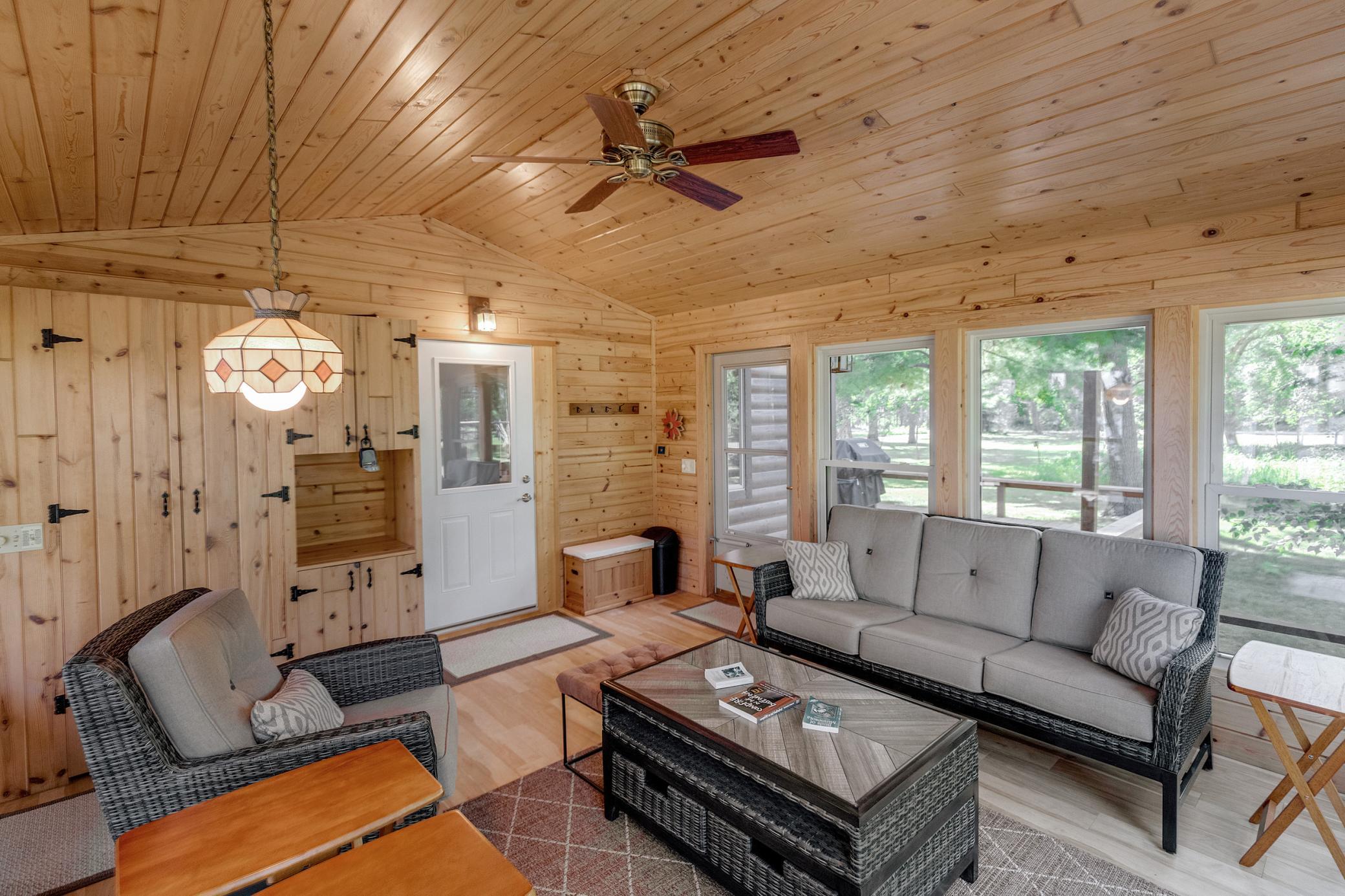 21877 Windy Ridge Road Property Photo 14