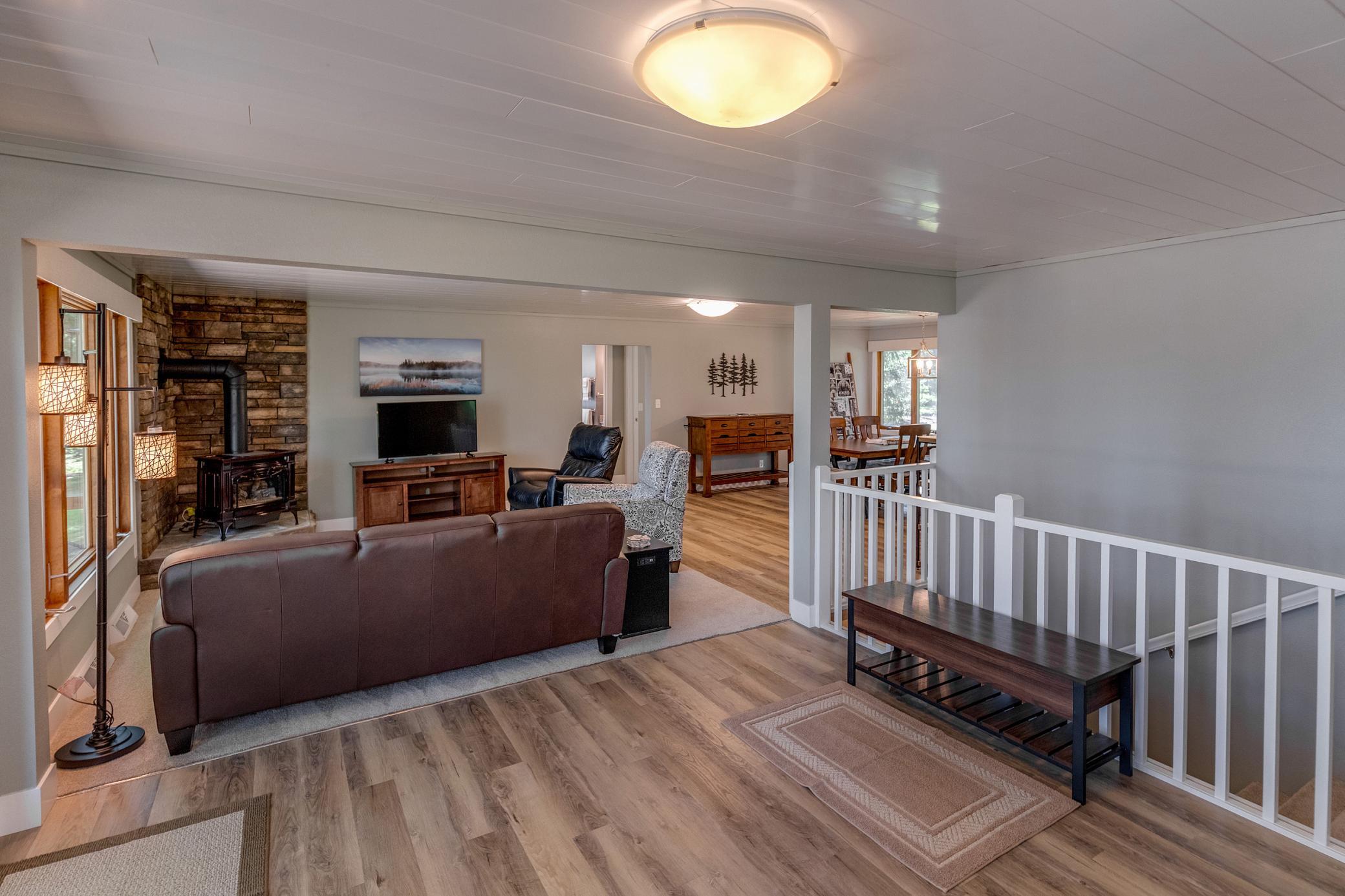 21877 Windy Ridge Road Property Photo 18
