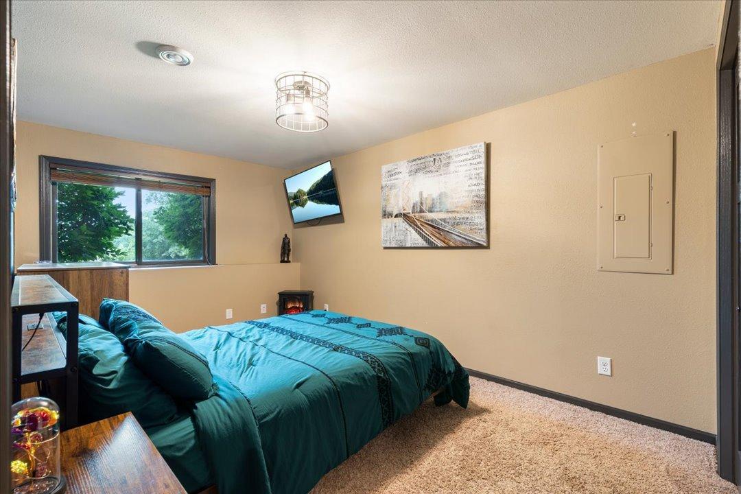 14462 Grand Oaks Drive Property Photo 38