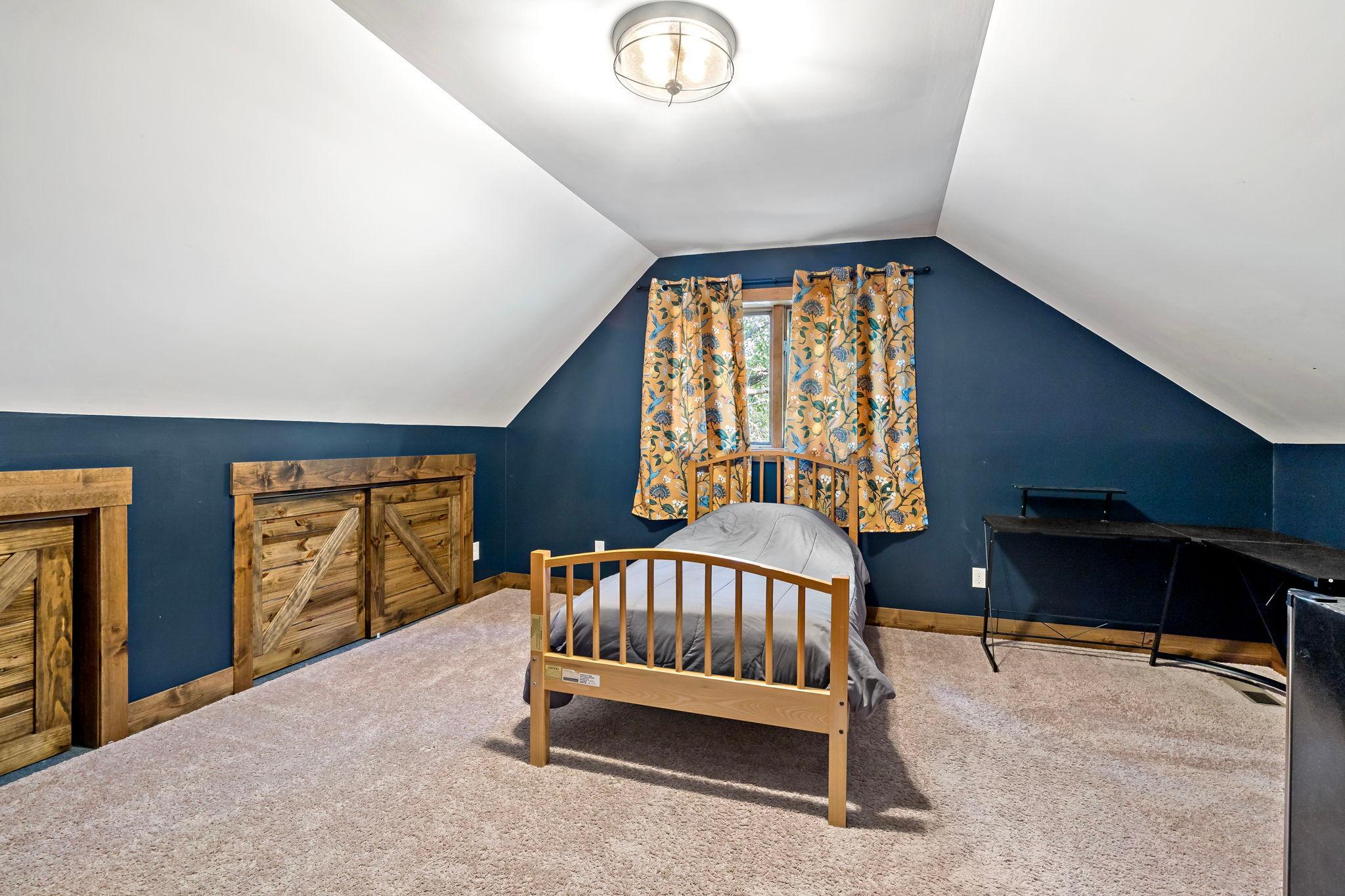388 Nottingham Drive Property Photo 39