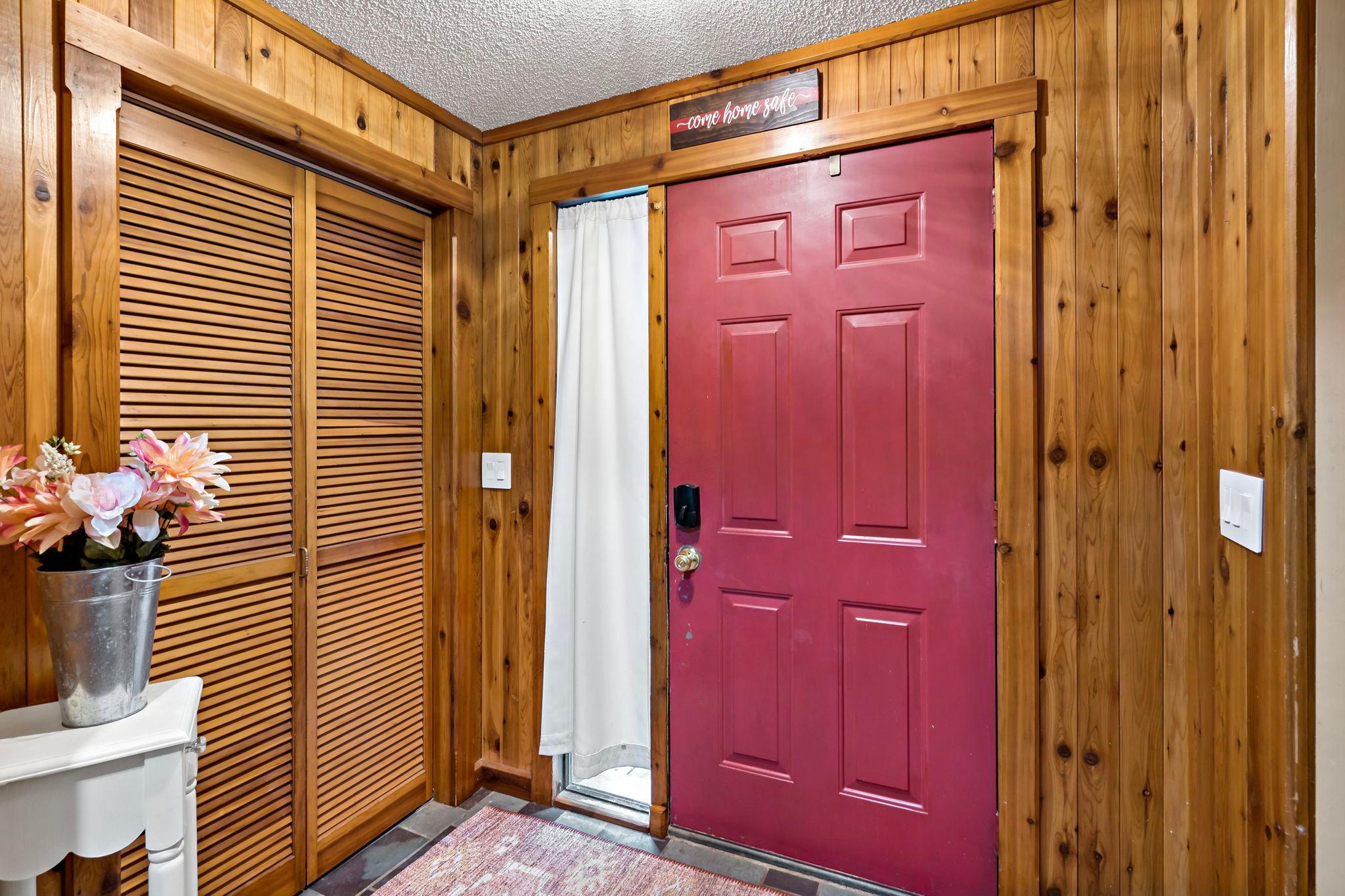 388 Nottingham Drive Property Photo 43