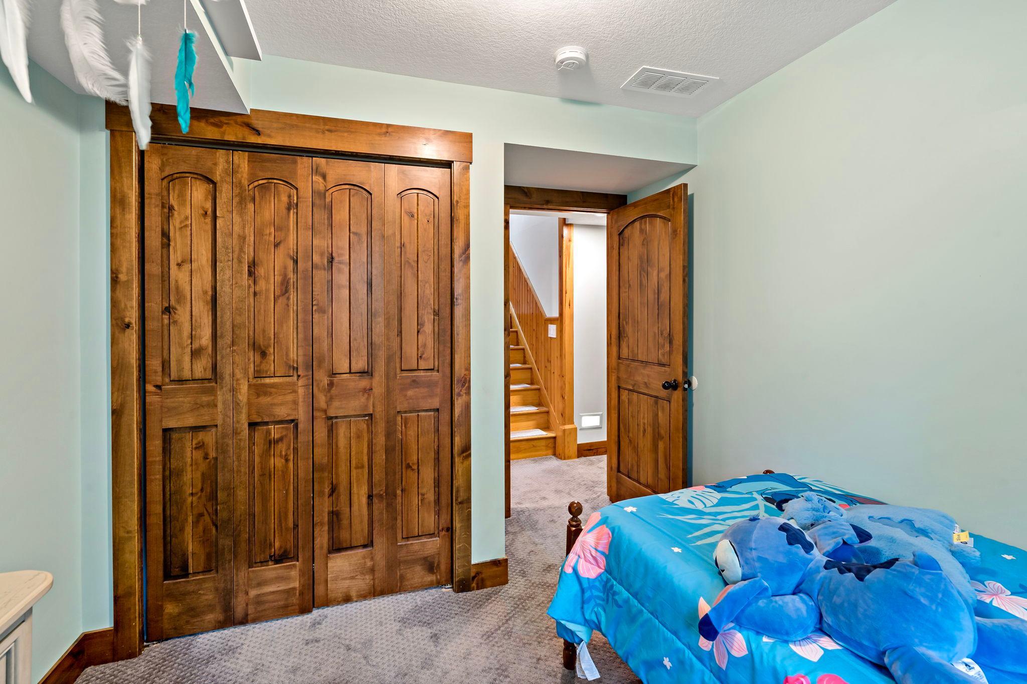 388 Nottingham Drive Property Photo 45