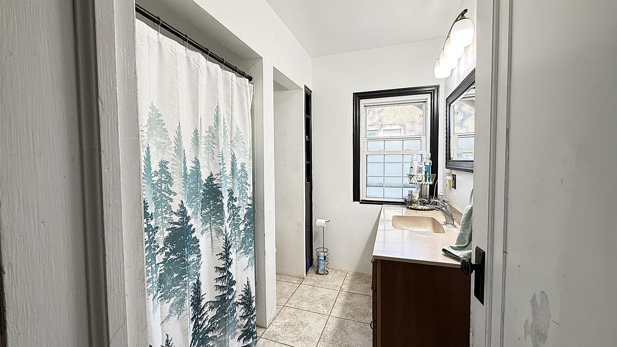 137 State Street Property Photo 10