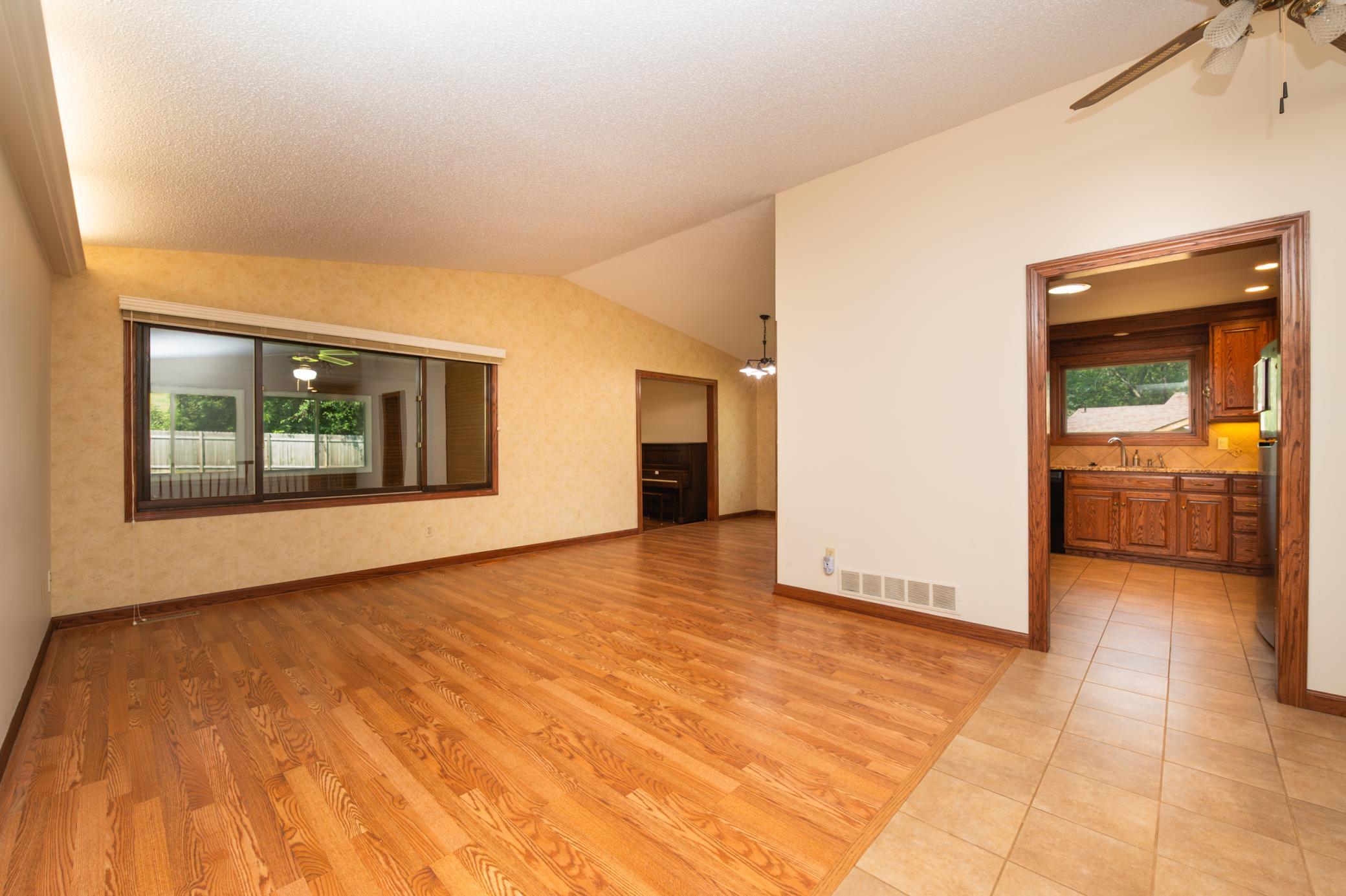 1732 Evergreen Drive Property Photo 6