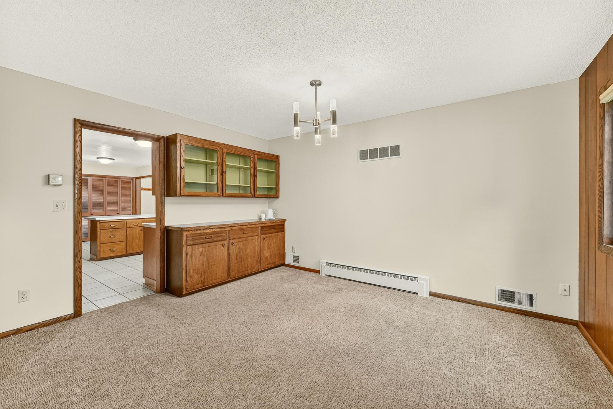 1535 8th Avenue Se Property Photo 5