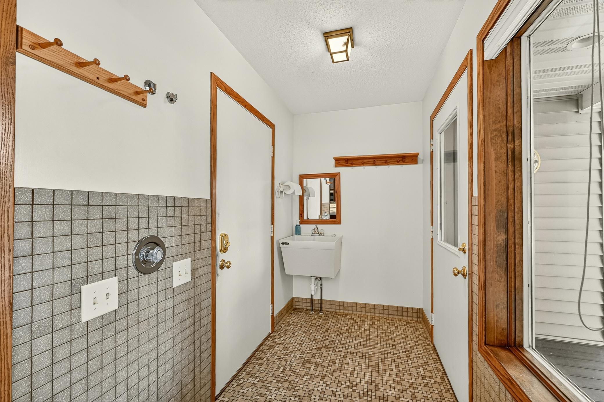 1535 8th Avenue Se Property Photo 13