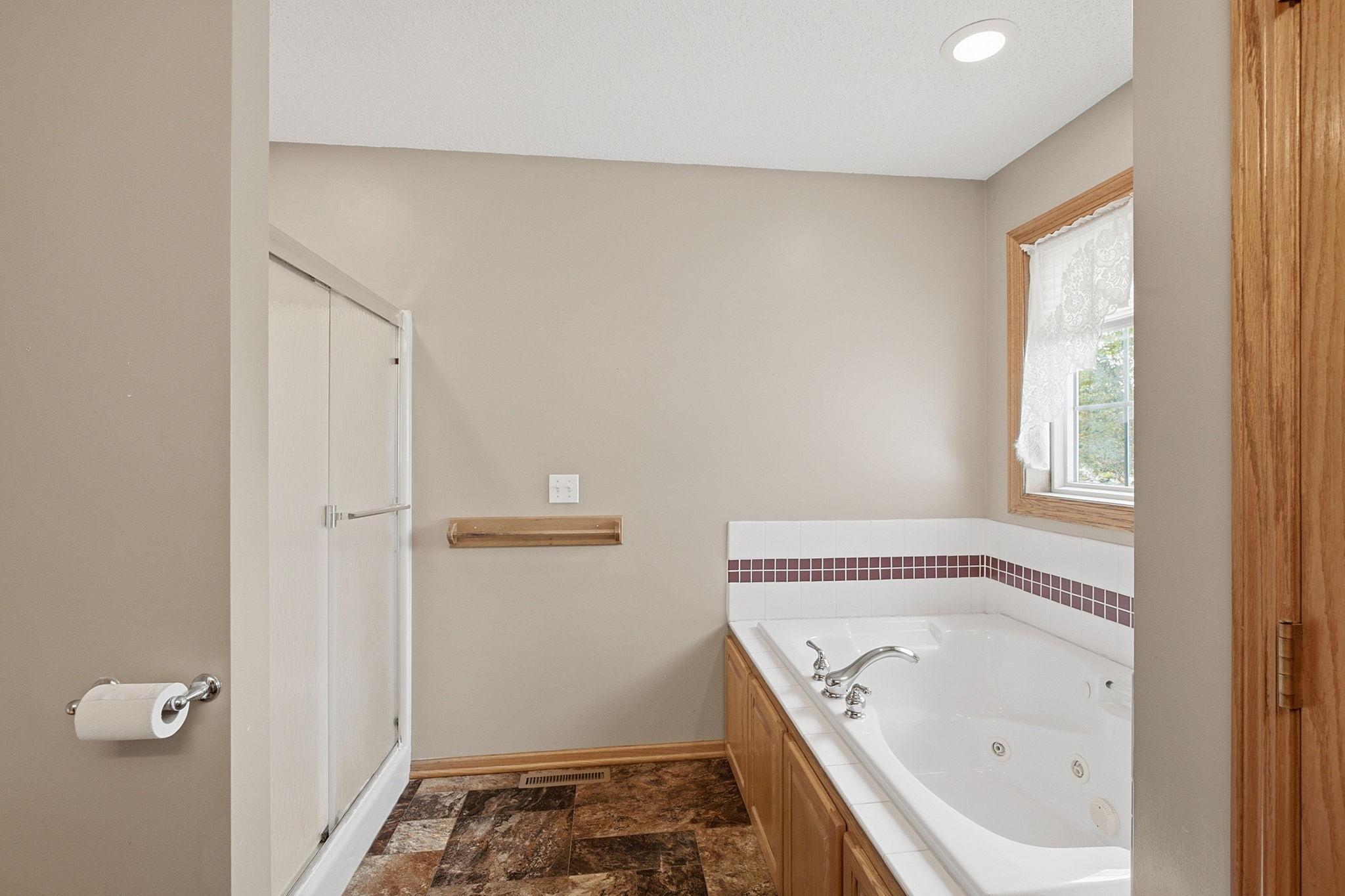 109 Anglewood Drive Property Photo 30