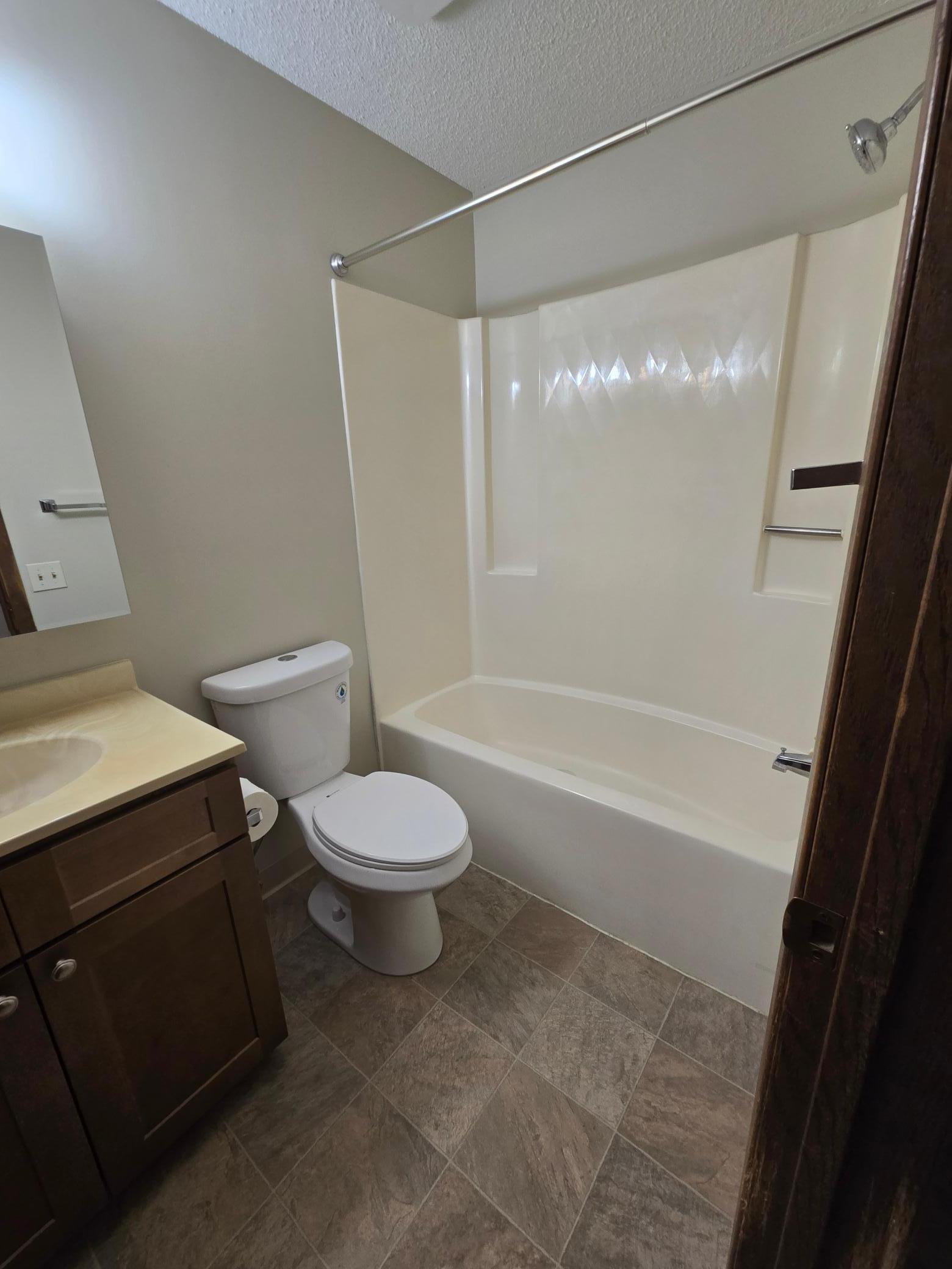 3425 Golfview Drive 115 Property Photo 7