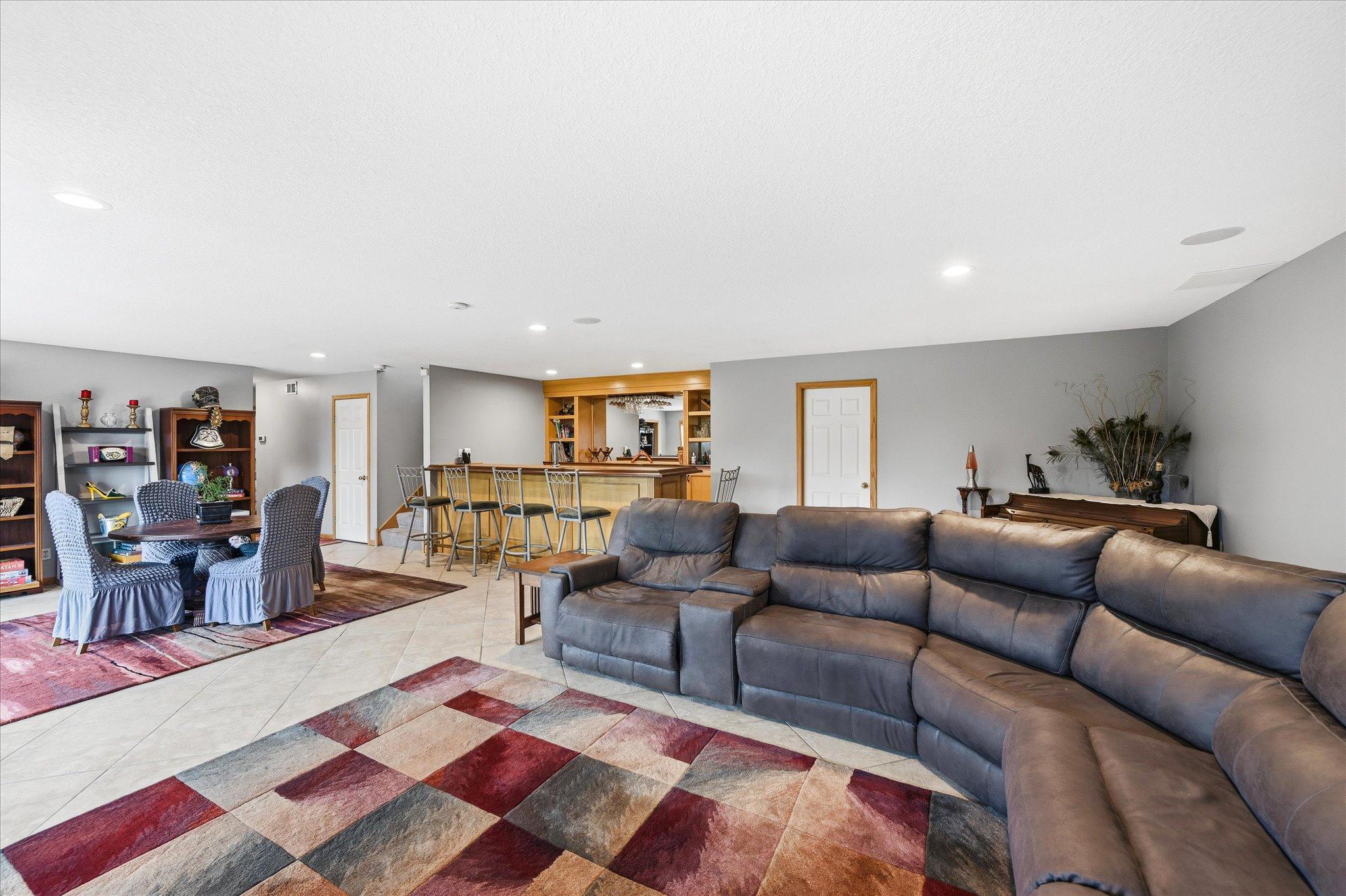 21005 Sunnyhill Lane Property Photo 29