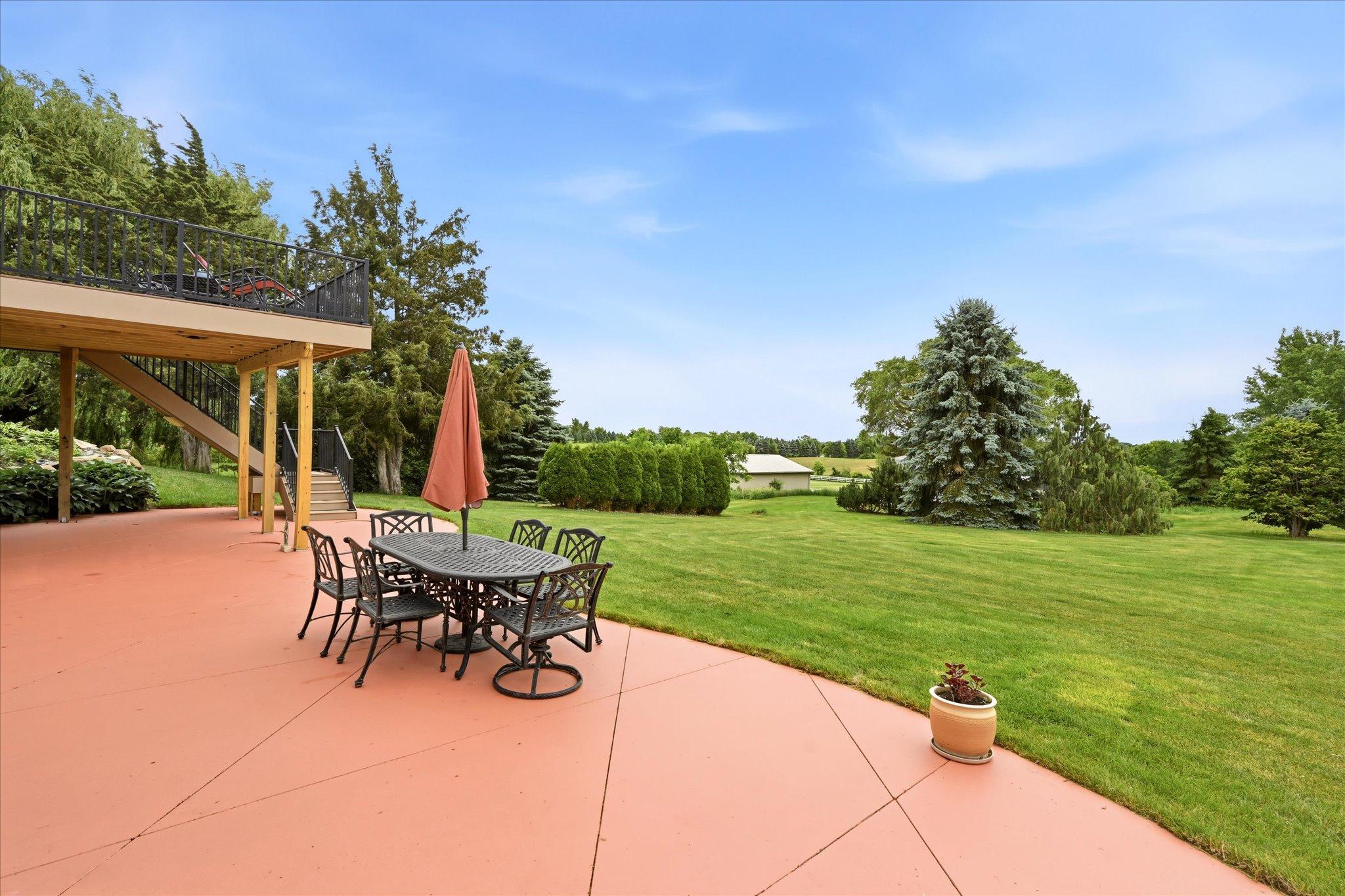 21005 Sunnyhill Lane Property Photo 41
