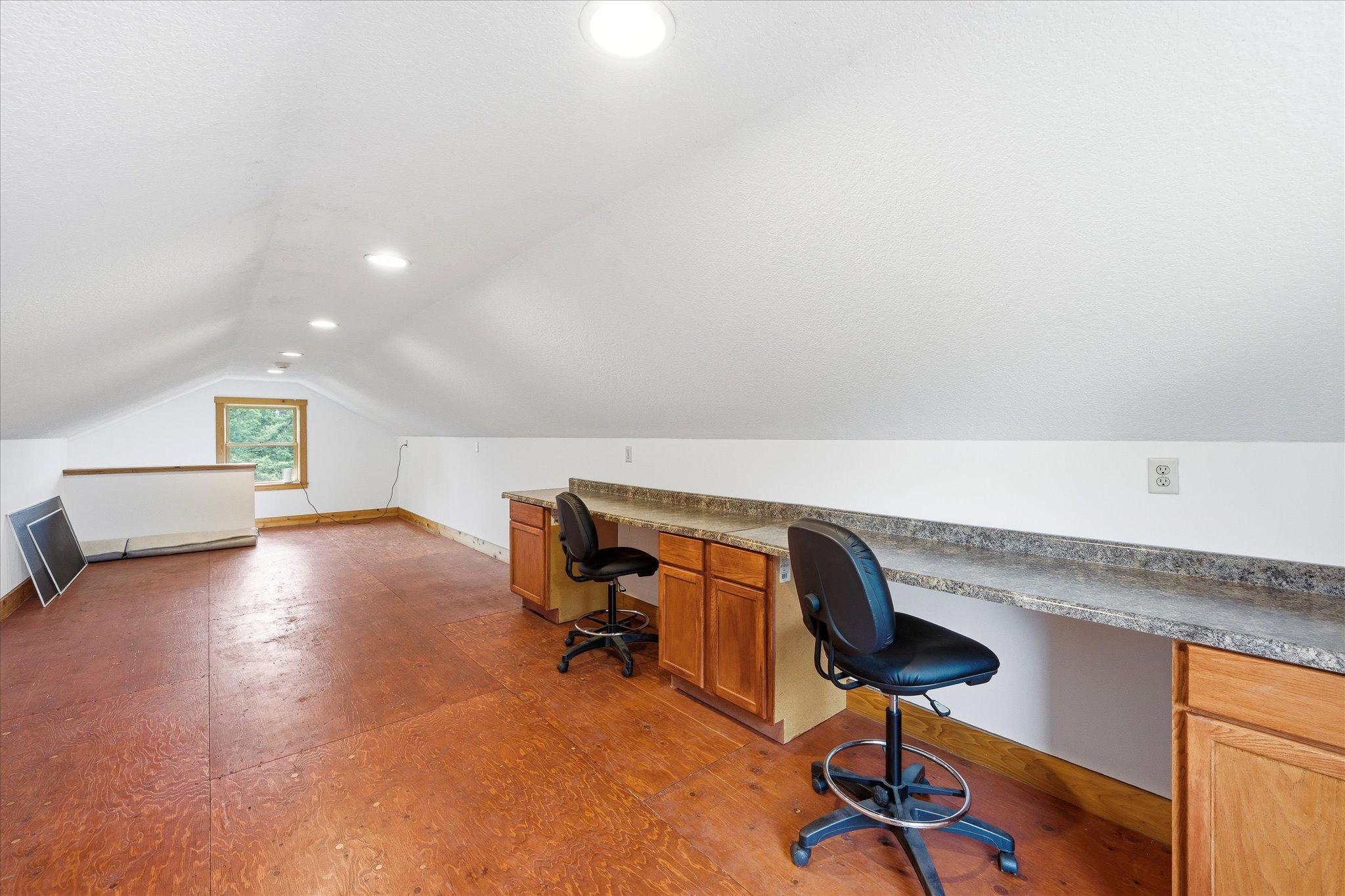 21005 Sunnyhill Lane Property Photo 50