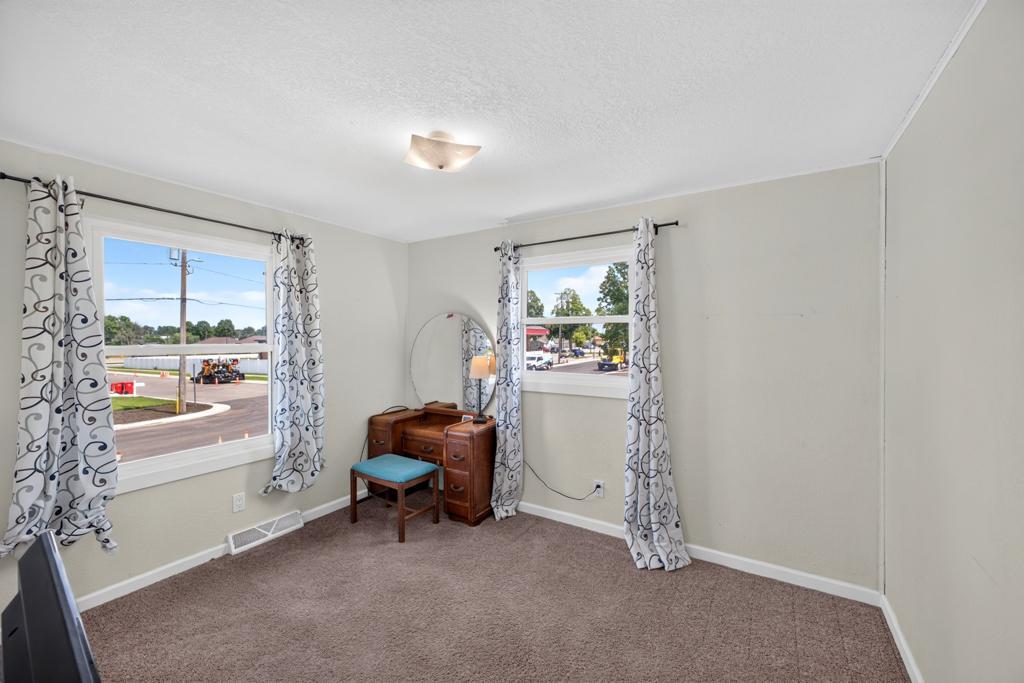 102 5th Street Sw Property Photo 16