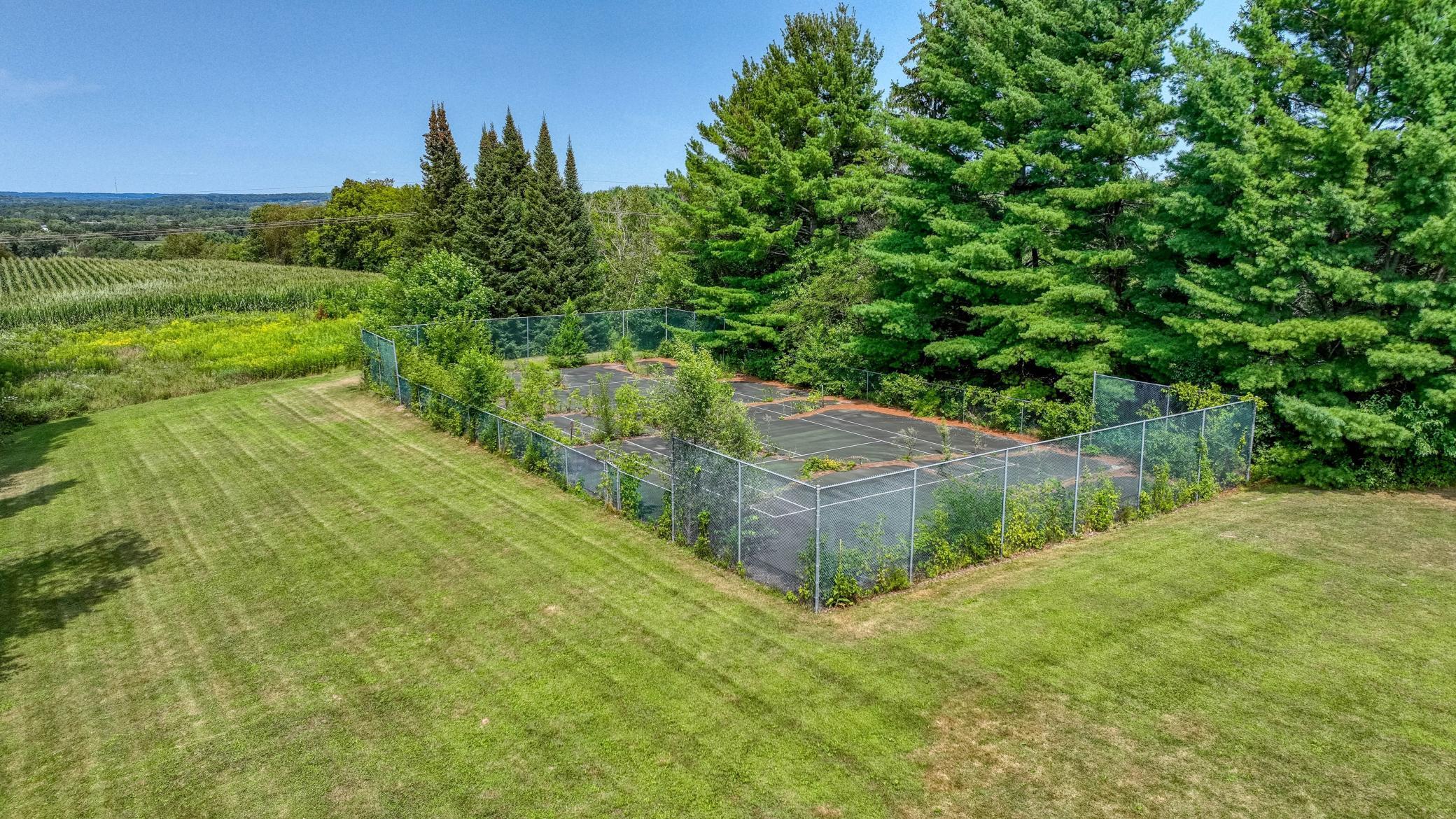 5892 Graff Road Property Photo 13