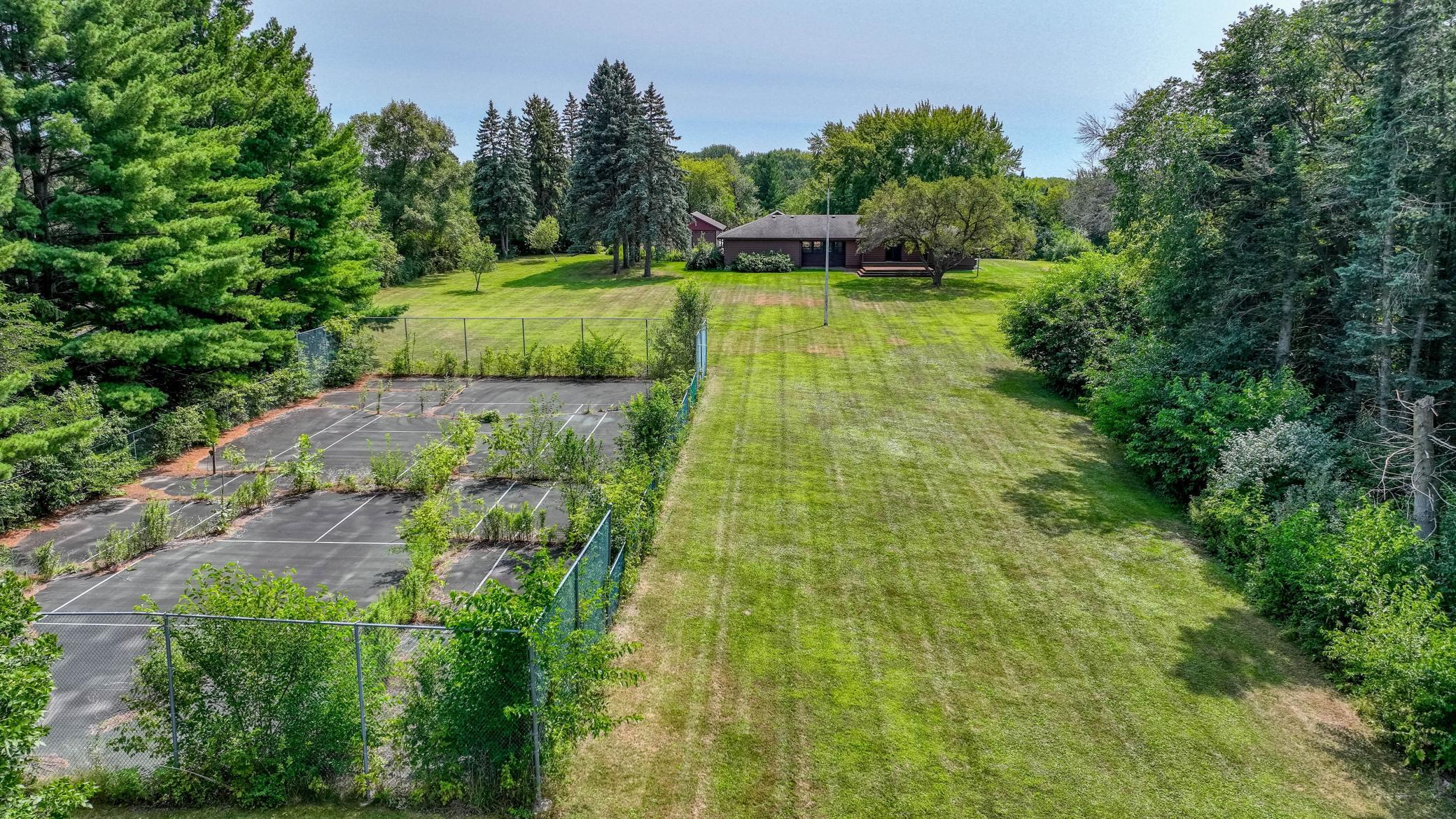 5892 Graff Road Property Photo 14