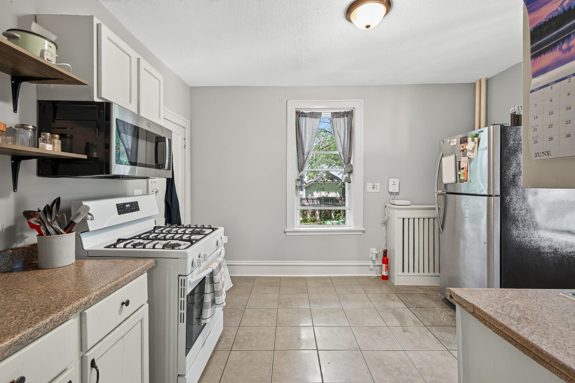 757 Laurel Avenue Property Photo 7