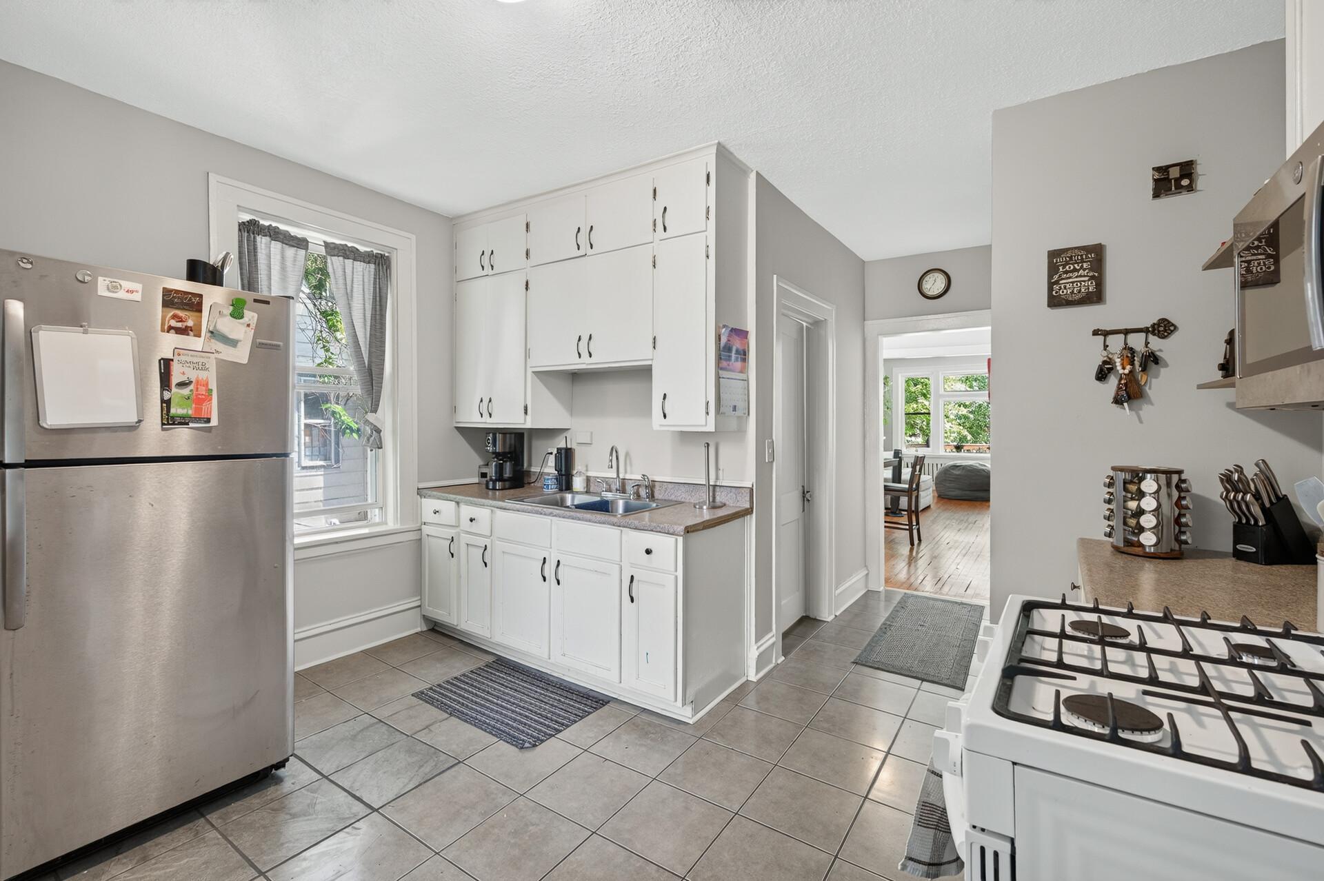 757 Laurel Avenue Property Photo 8