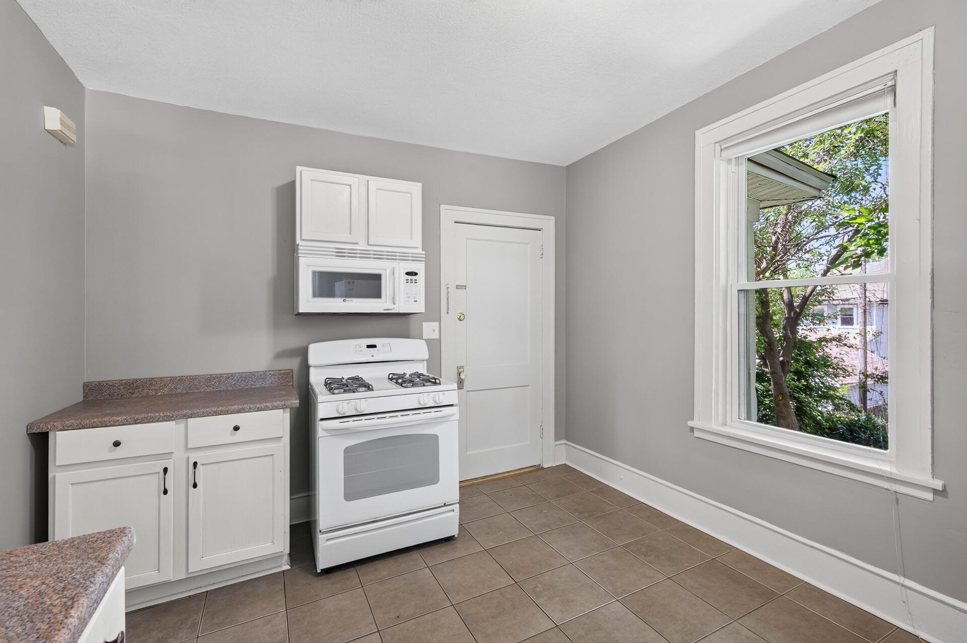 757 Laurel Avenue Property Photo 32