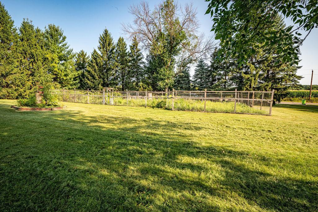 861 220th Avenue Property Photo 36