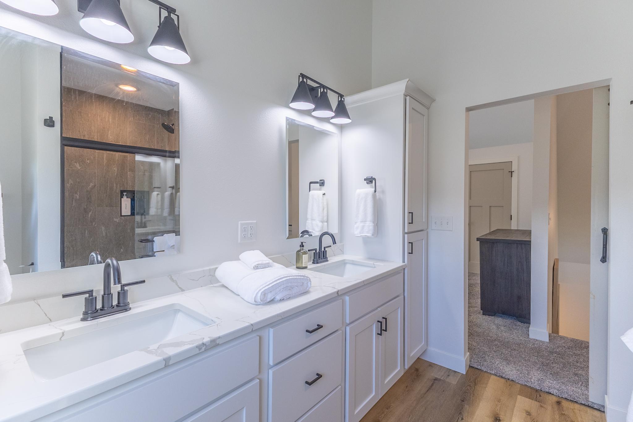 7639 Emerald Pines Drive Nw Property Photo 56