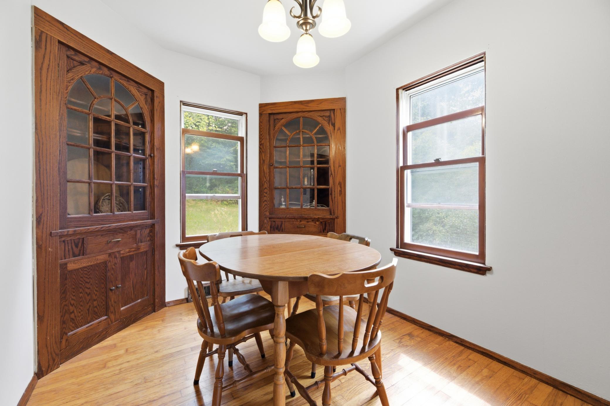 1109 S 2nd Street Property Photo 9