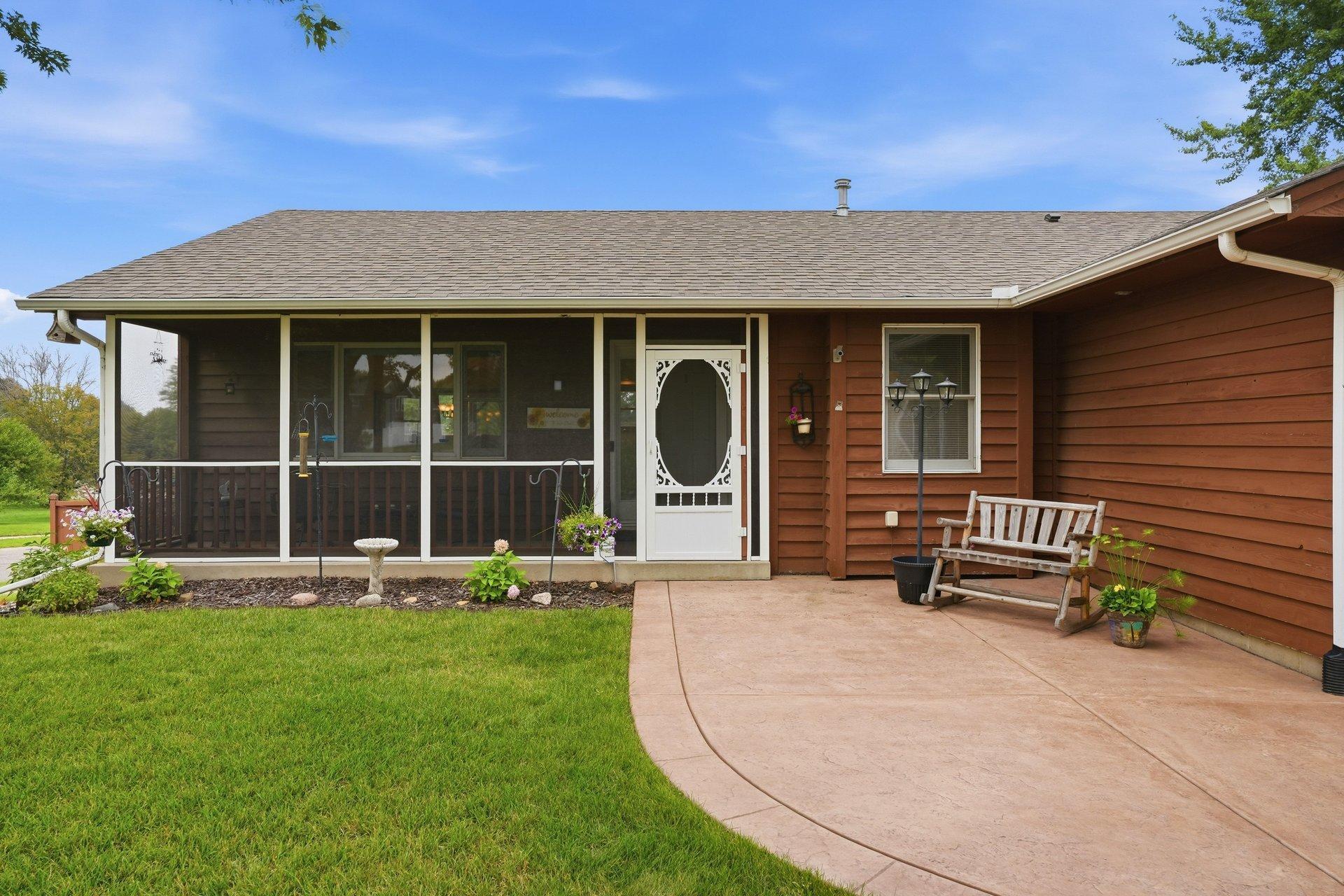 17314 Greentree Path Property Photo 2