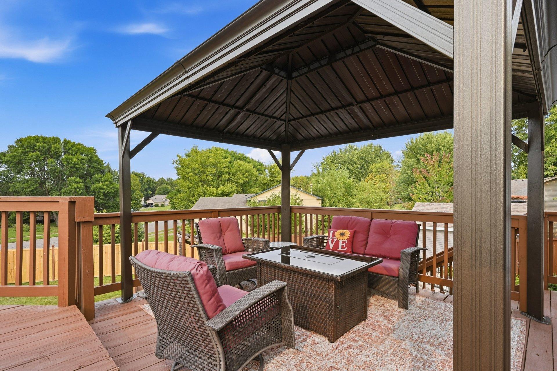 17314 Greentree Path Property Photo 43