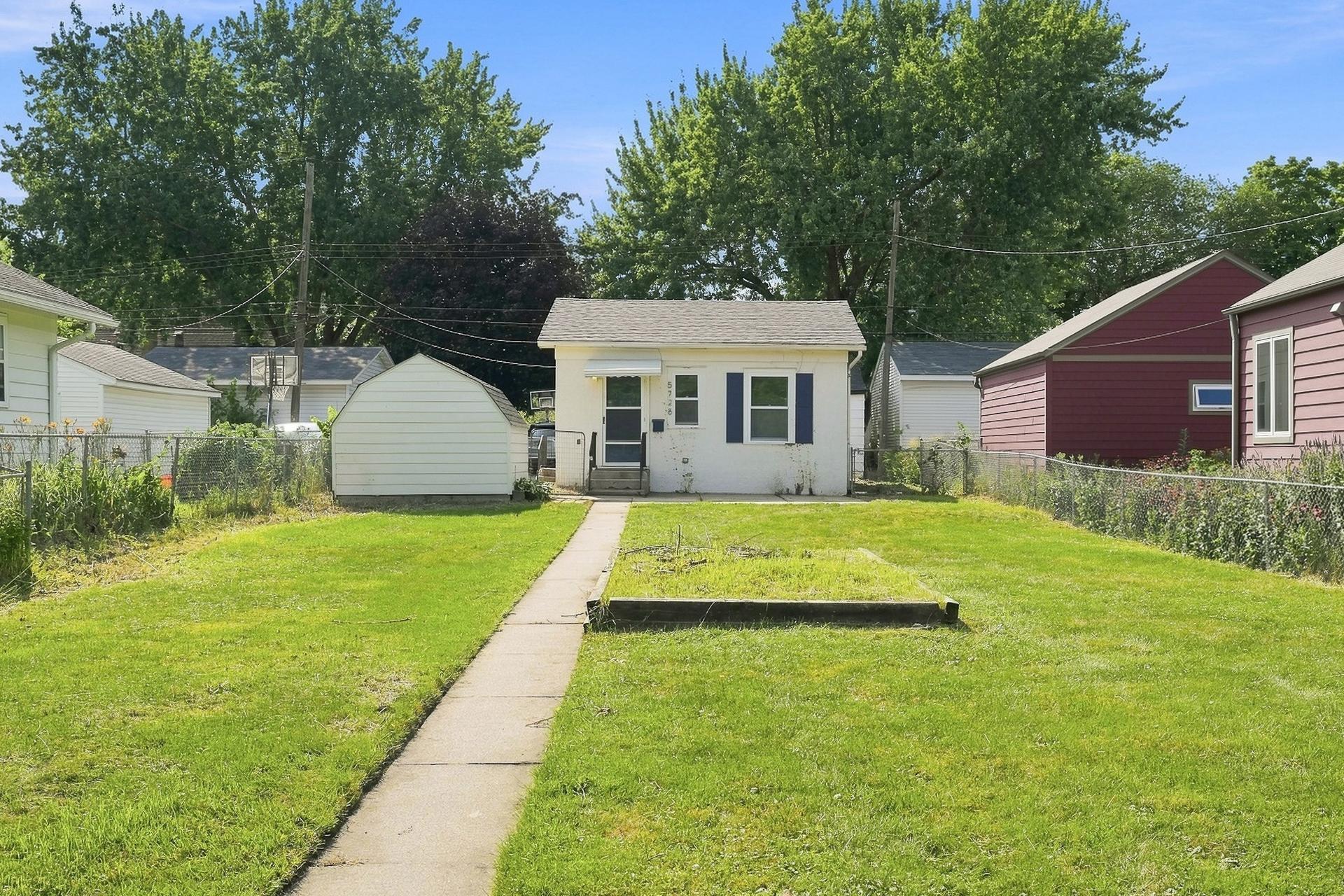 5728 26th Avenue S Property Photo 1