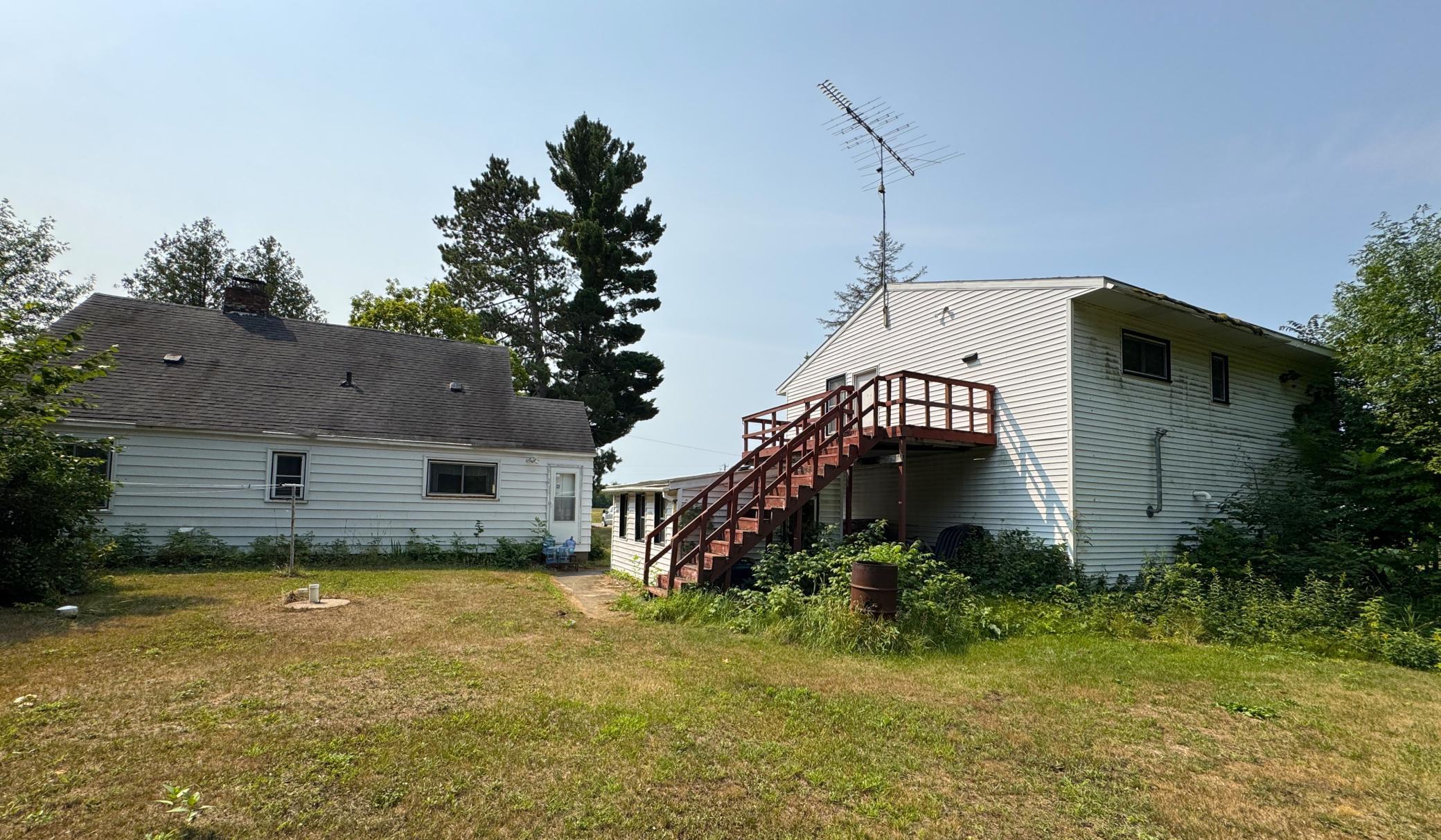 32162 Deer Street Property Photo 8
