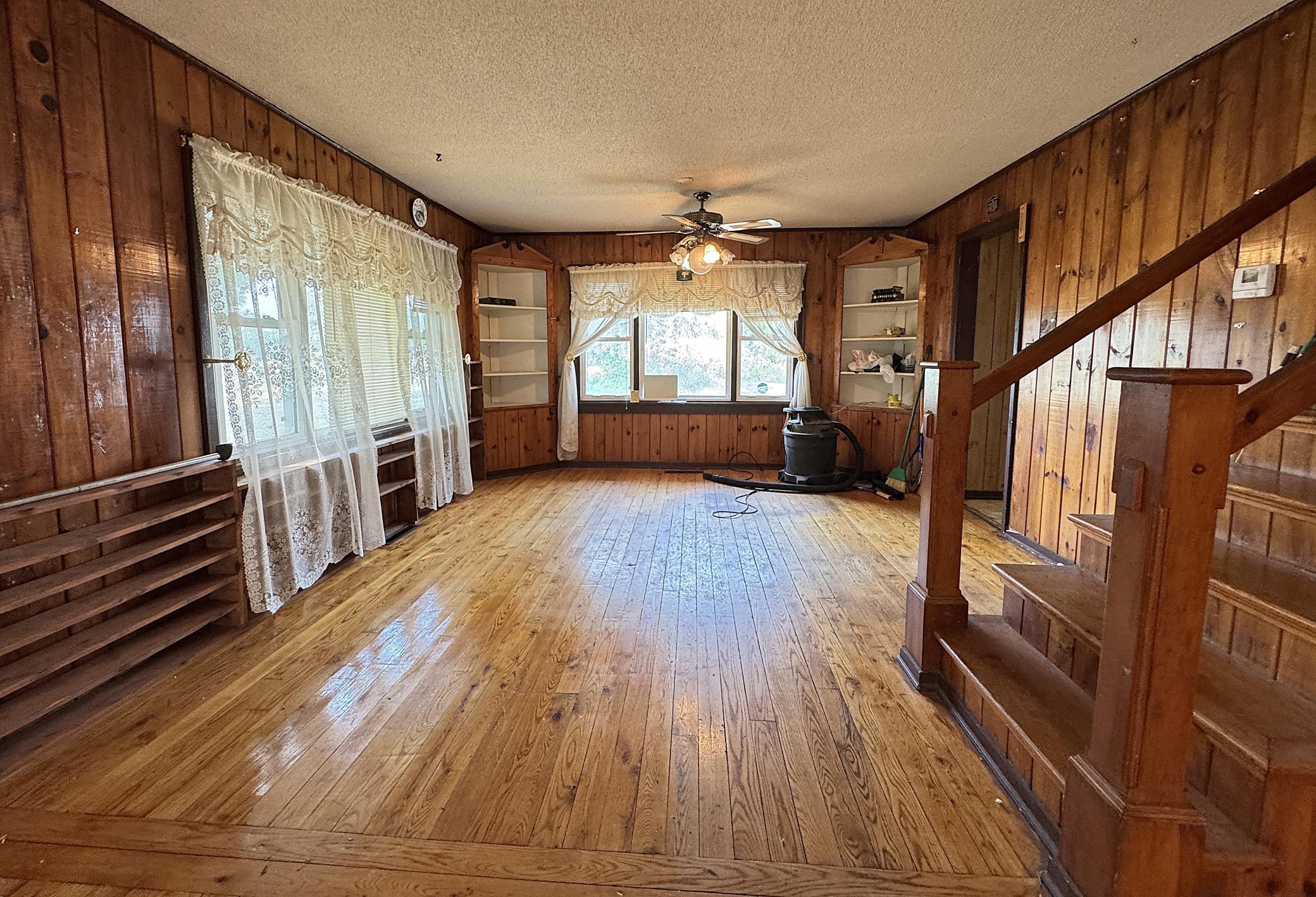 32162 Deer Street Property Photo 25