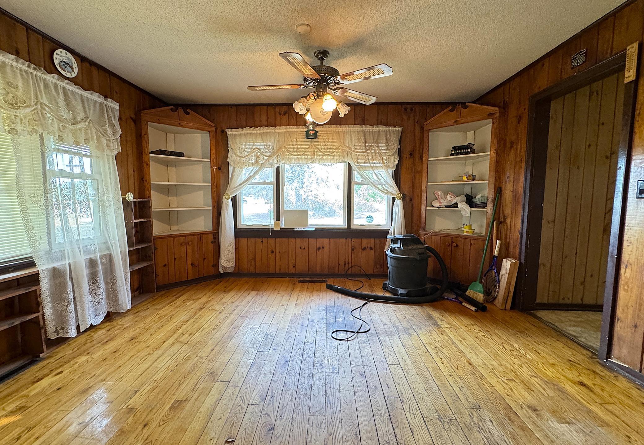 32162 Deer Street Property Photo 26