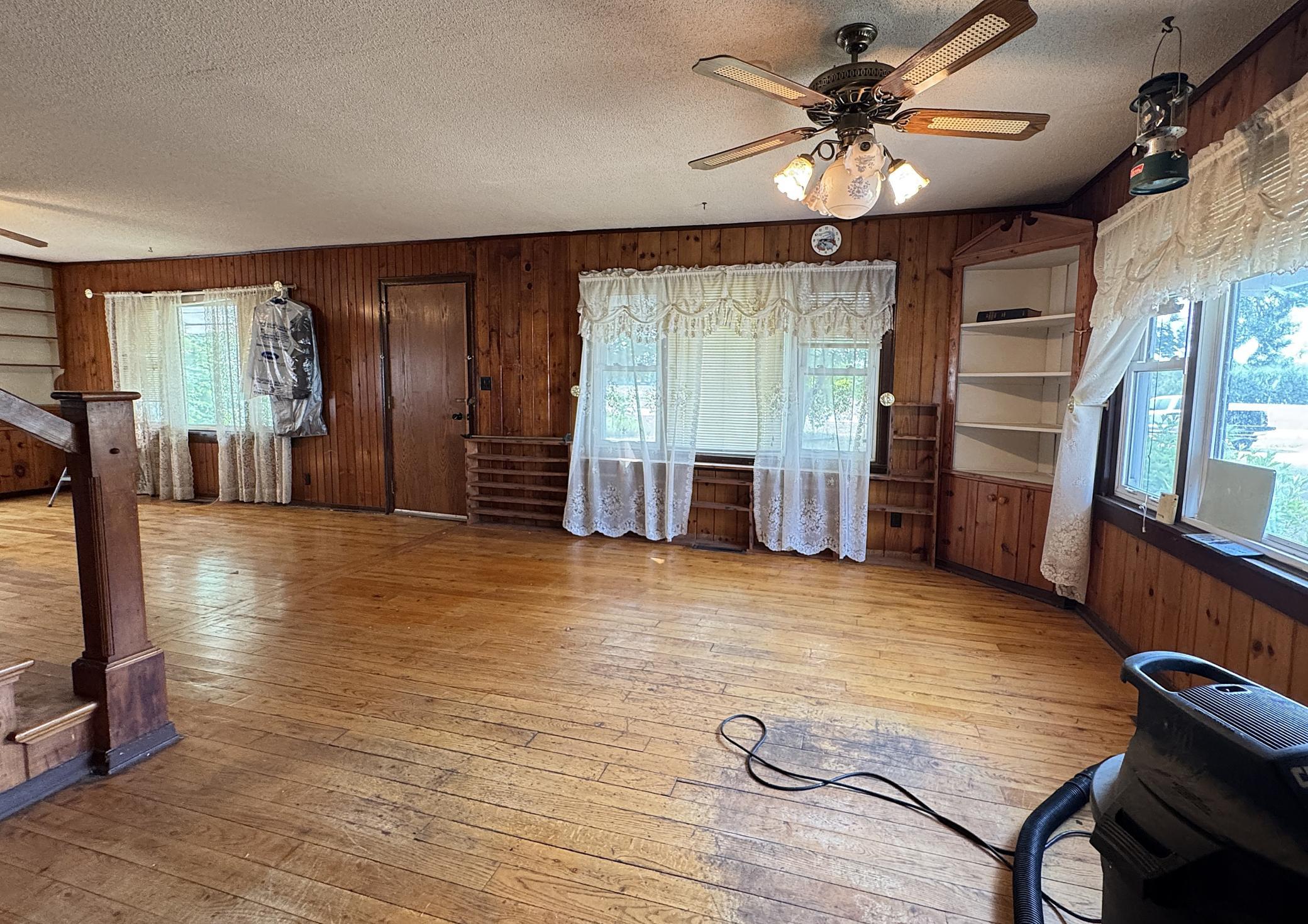 32162 Deer Street Property Photo 29