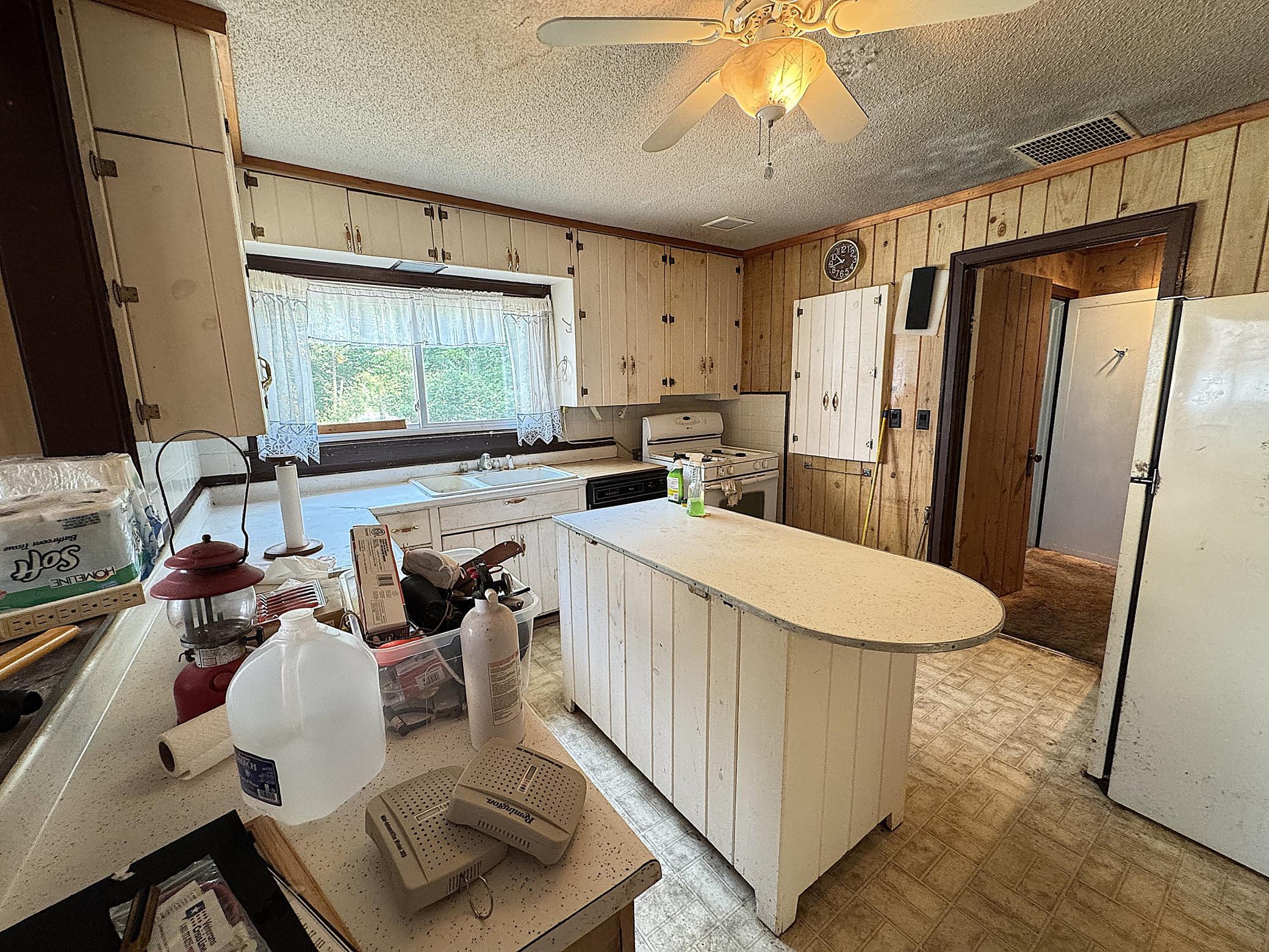 32162 Deer Street Property Photo 34