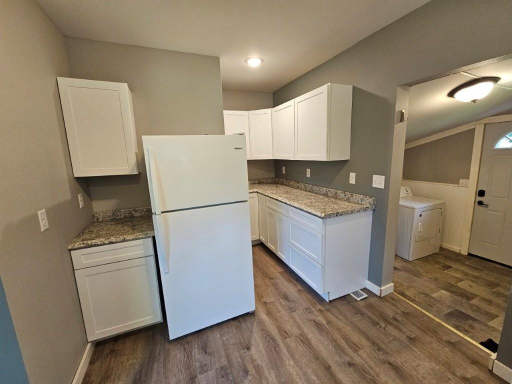 359 Byes Avenue Nw Property Photo 9