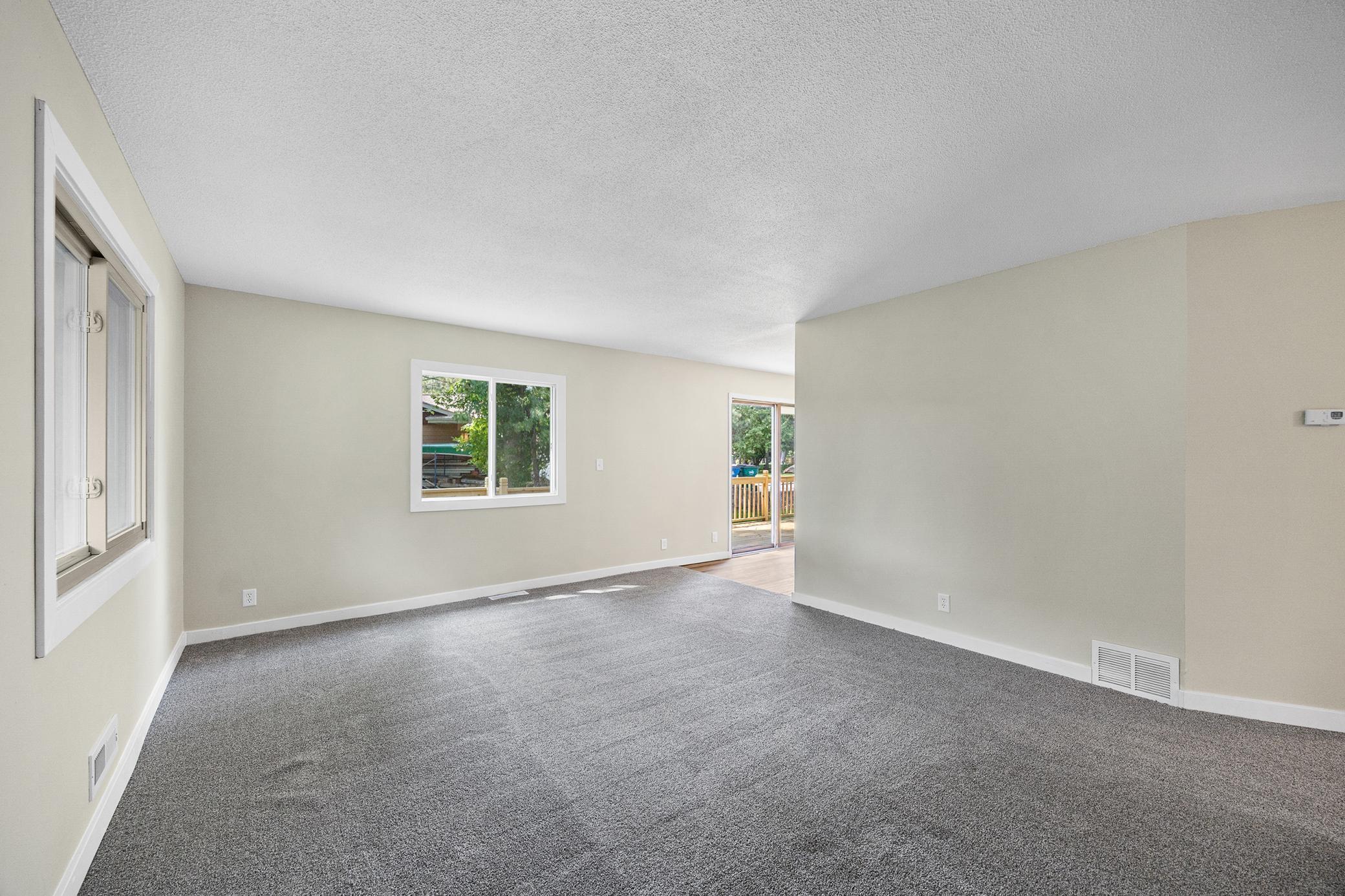7101 Willow Road Property Photo 11