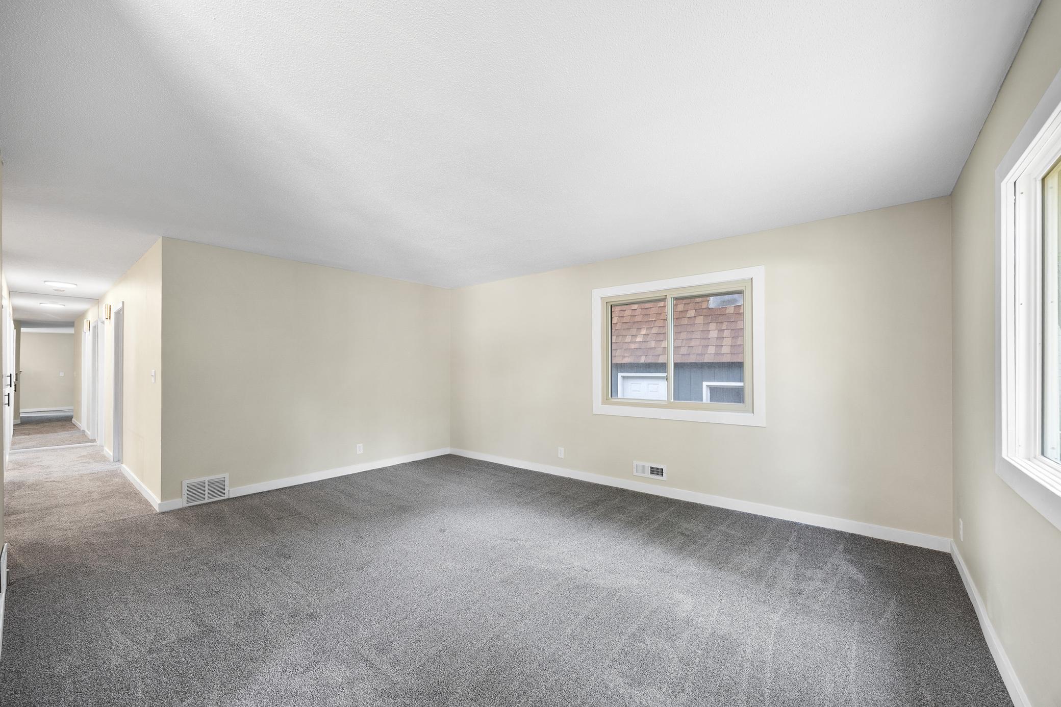 7101 Willow Road Property Photo 12