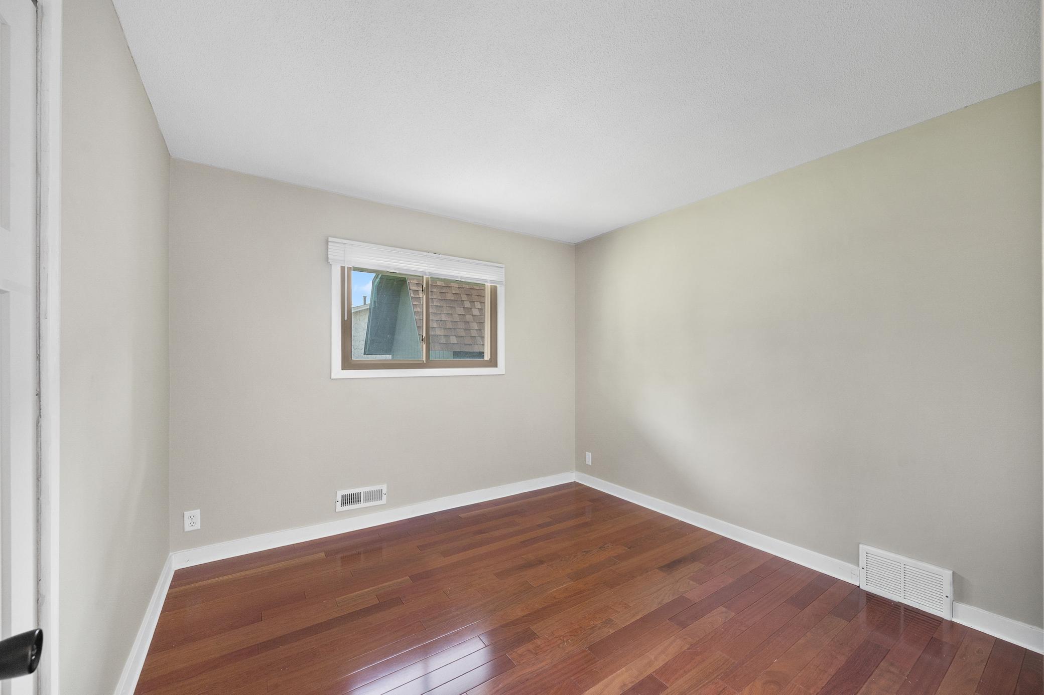 7101 Willow Road Property Photo 19