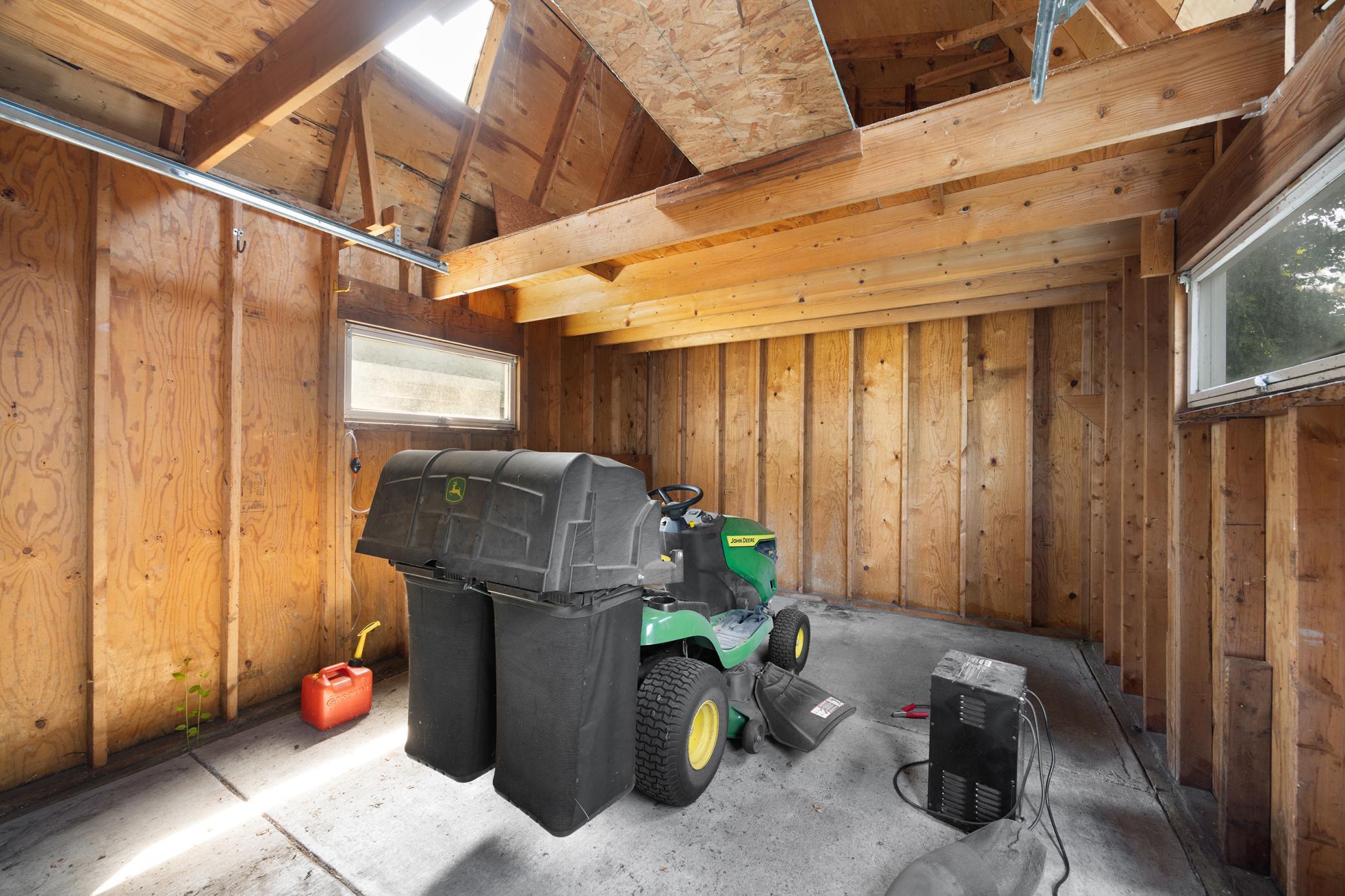 7101 Willow Road Property Photo 40