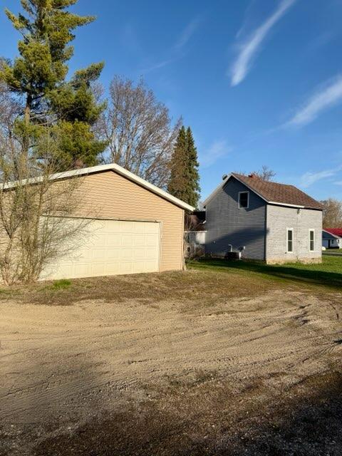 101 5th Avenue E Property Photo 4