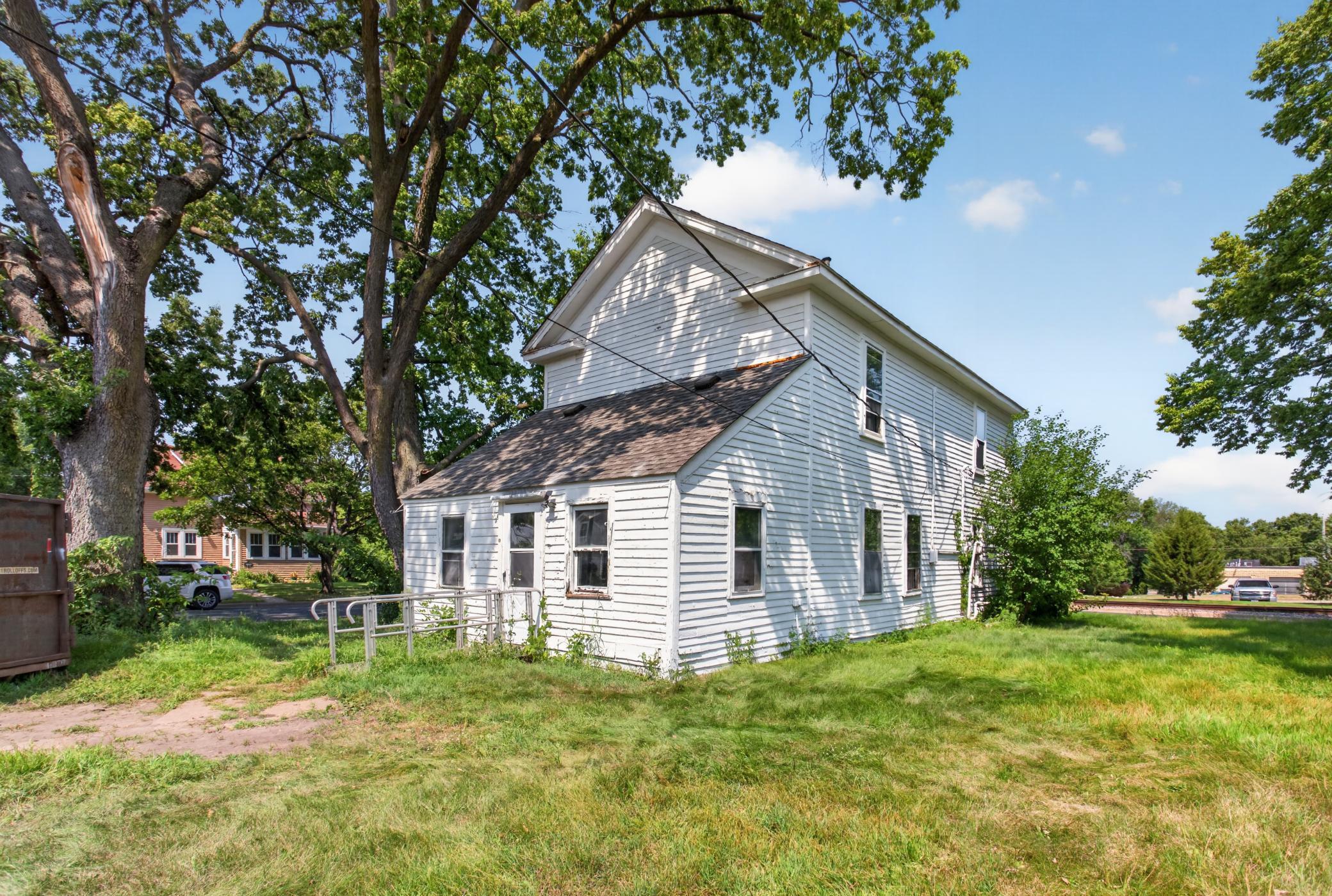 602 2nd Avenue E Property Photo 16