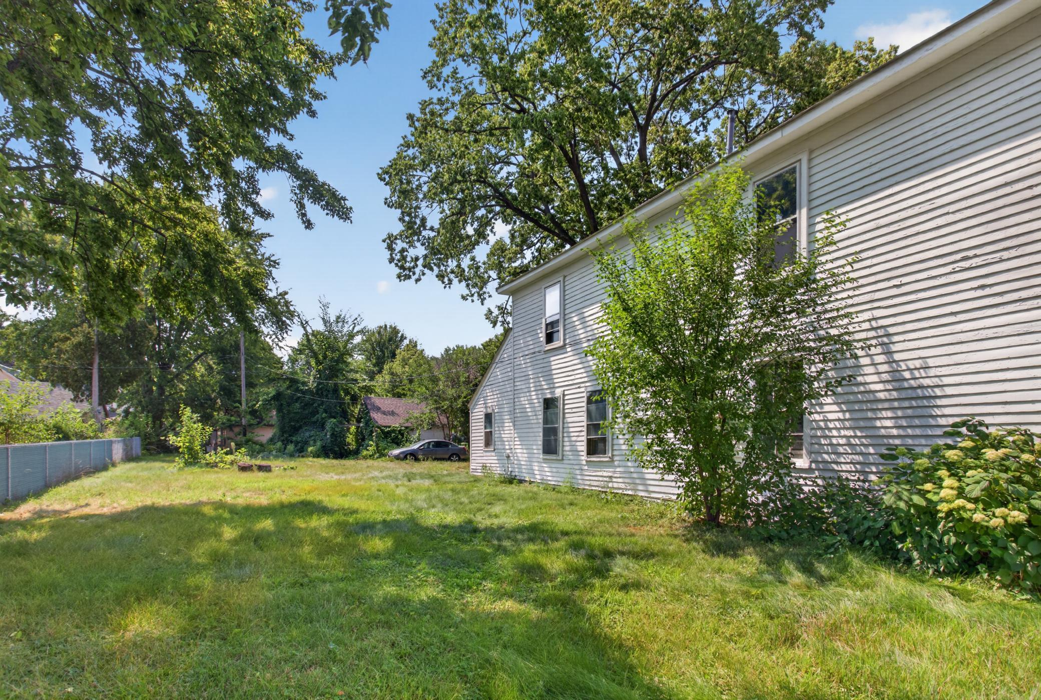 602 2nd Avenue E Property Photo 17