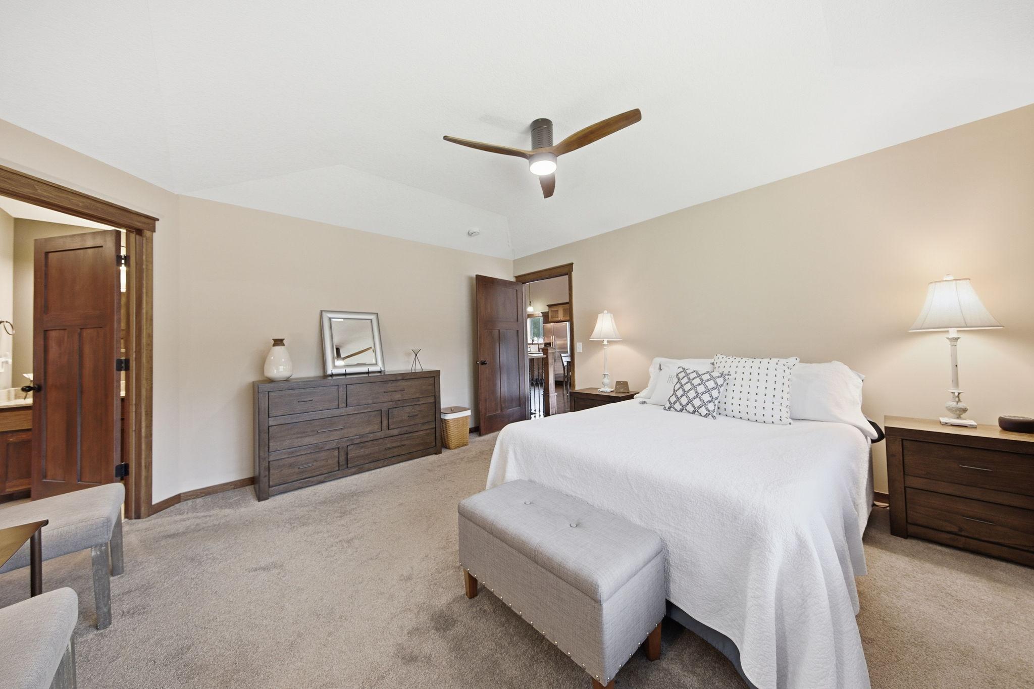 1501 Comstock Lane N Property Photo 17