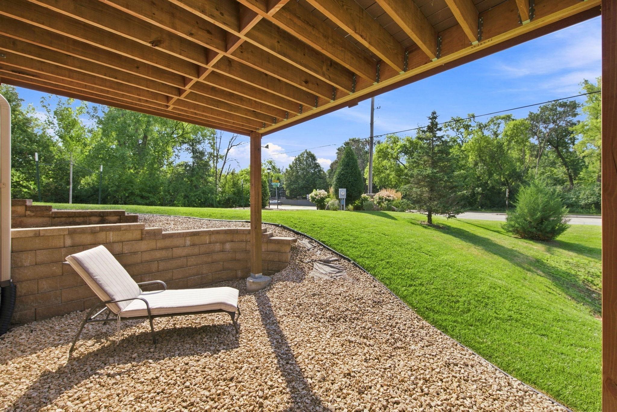 1501 Comstock Lane N Property Photo 35