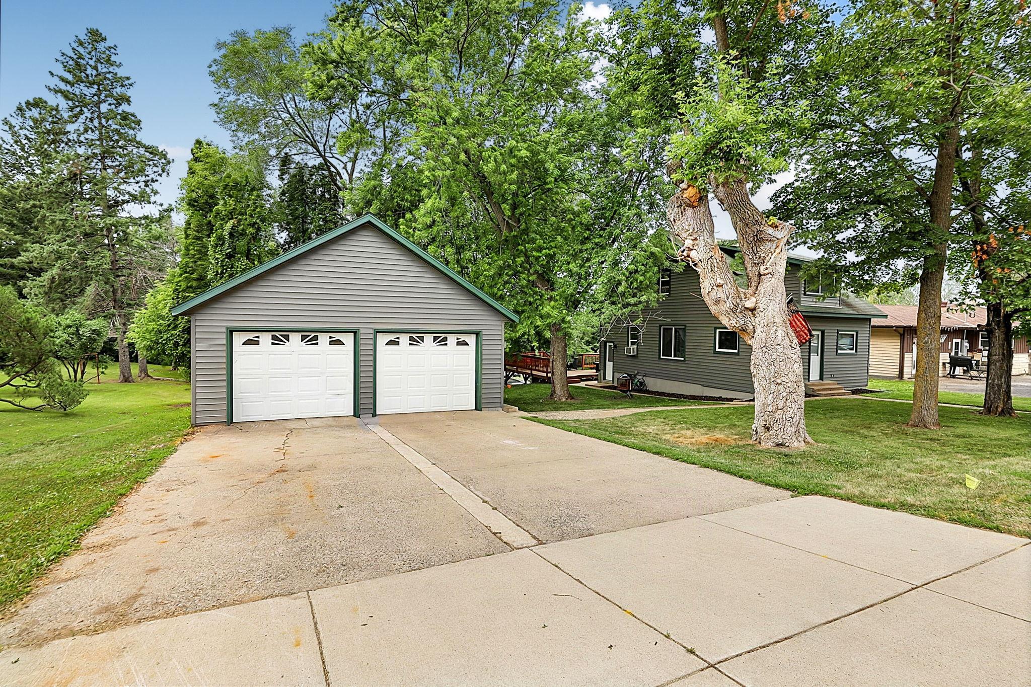 241 3rd Street Property Photo 3
