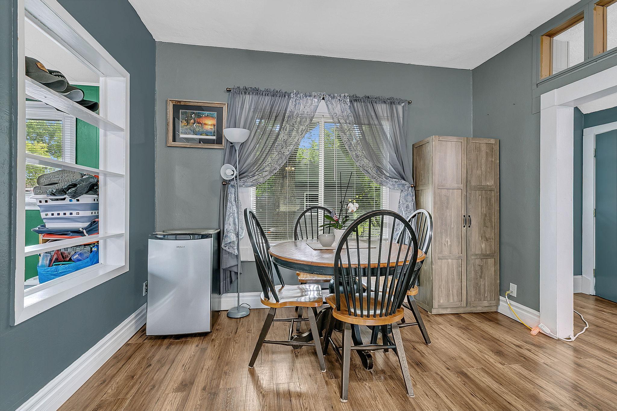 241 3rd Street Property Photo 10