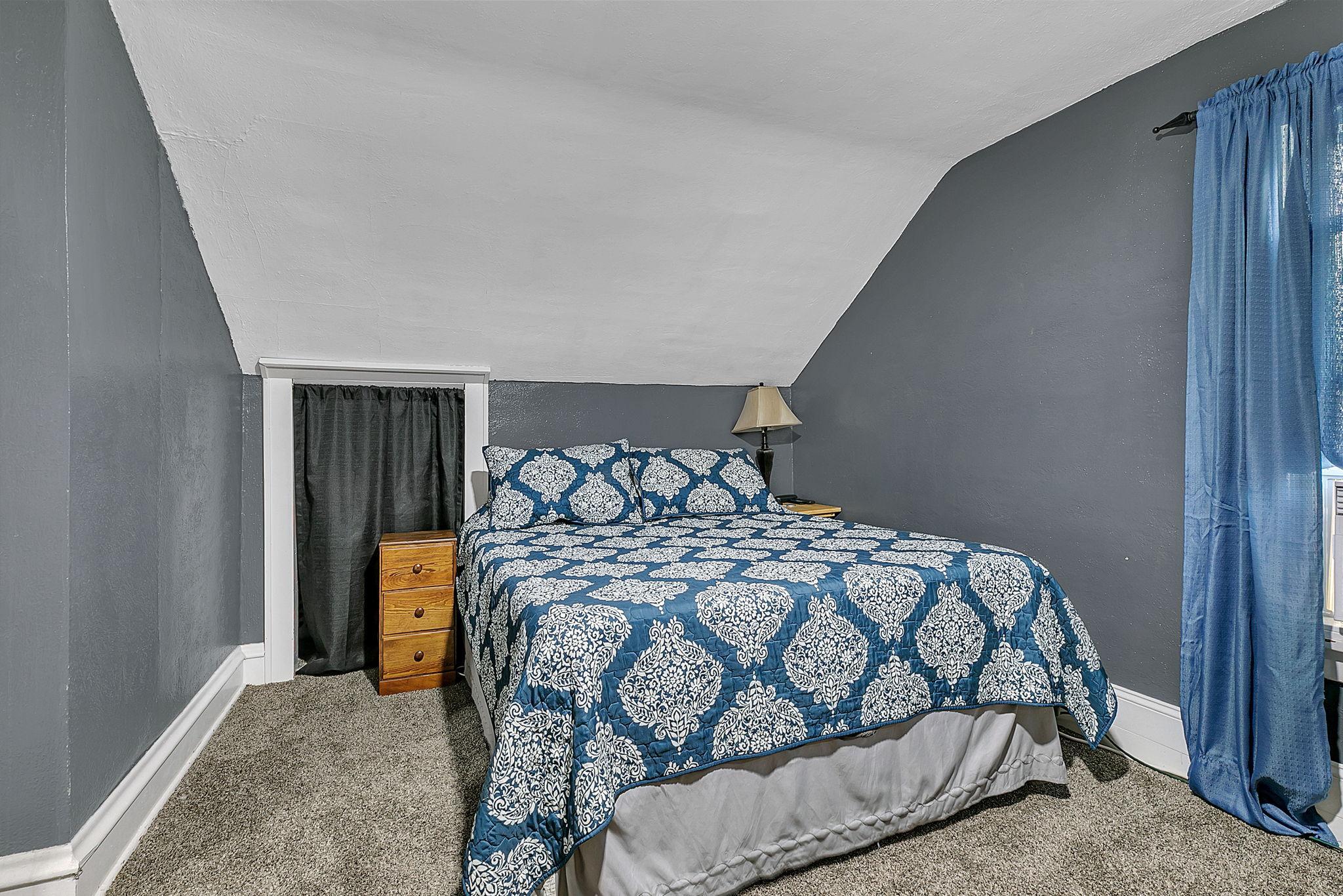 241 3rd Street Property Photo 13