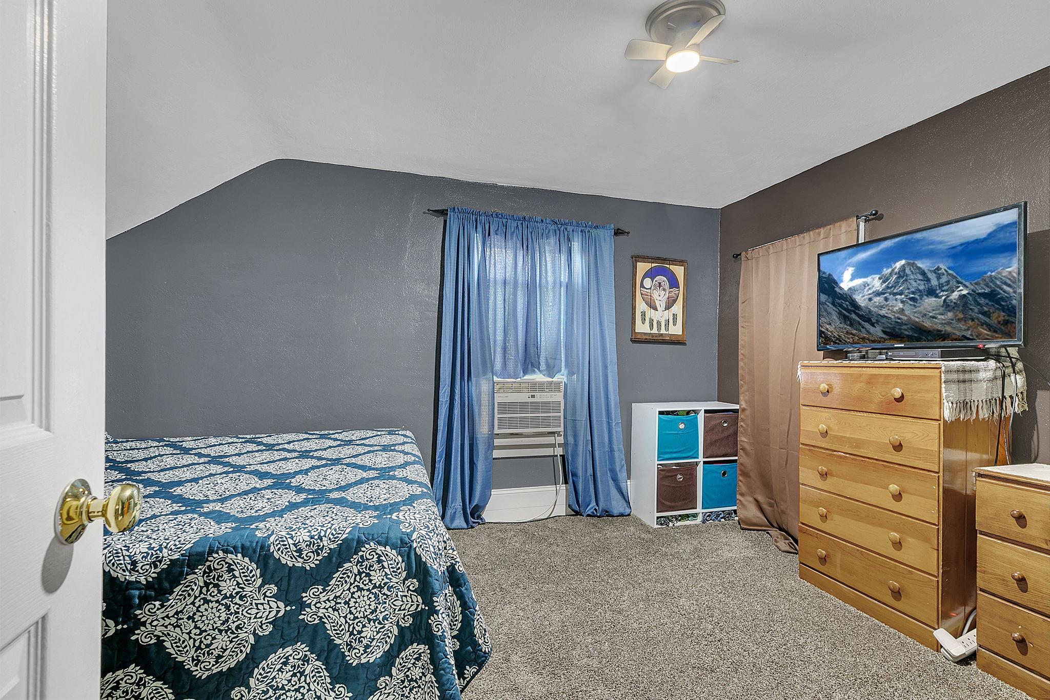 241 3rd Street Property Photo 14