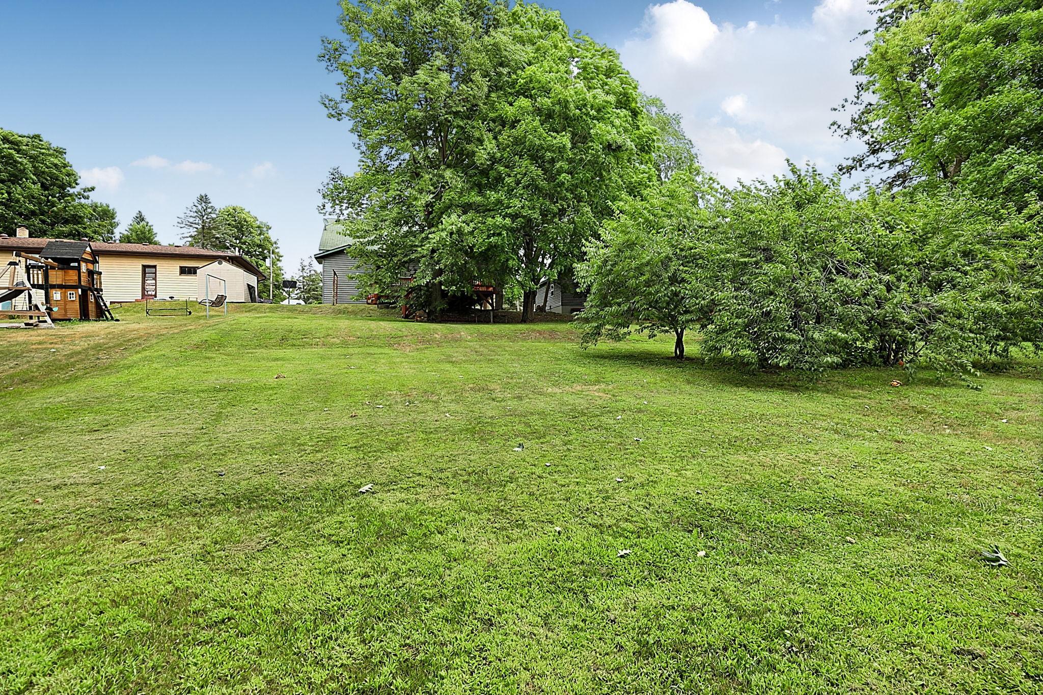 241 3rd Street Property Photo 21